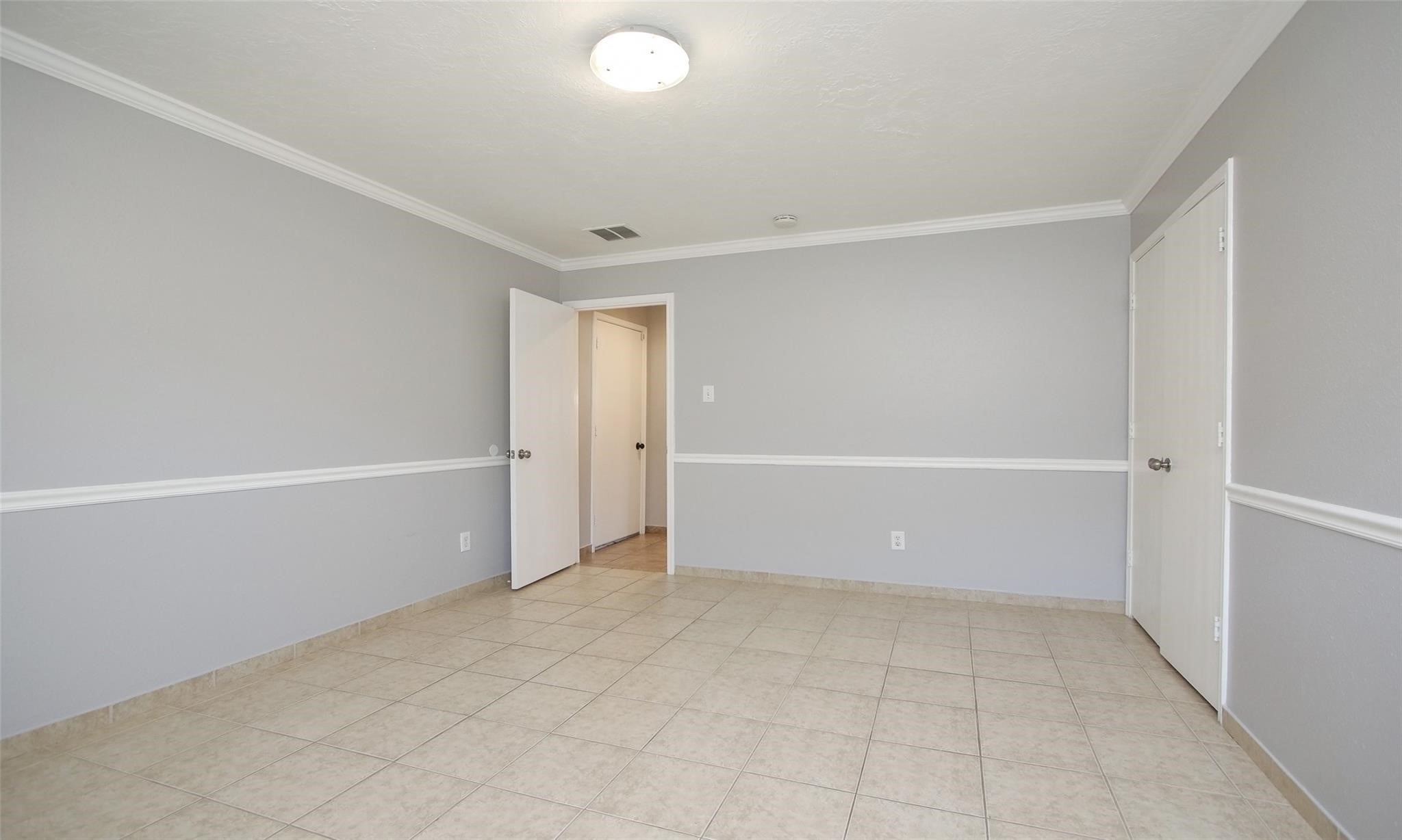 2014 Grand Park Drive Property Photo 13