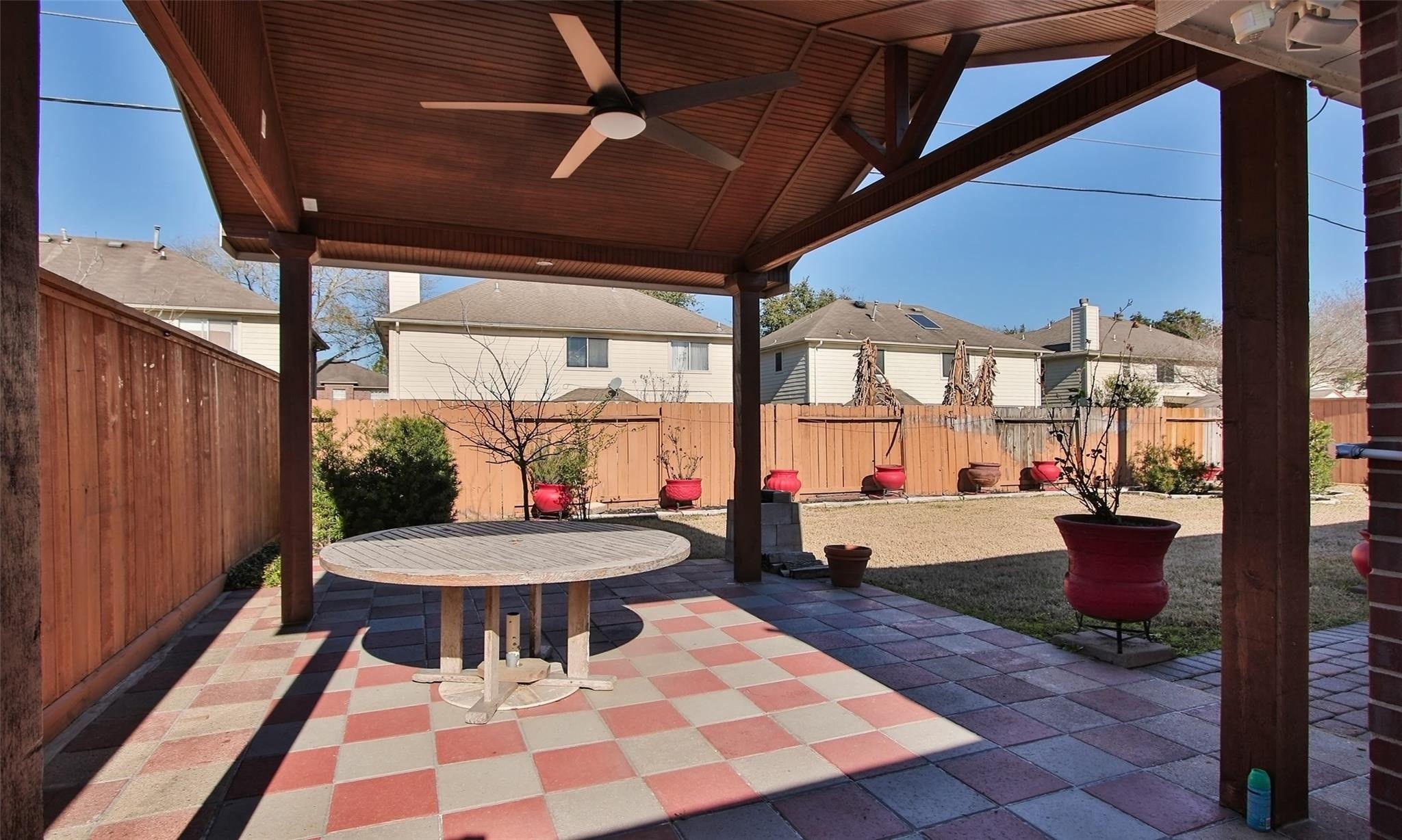 2014 Grand Park Drive Property Photo 14
