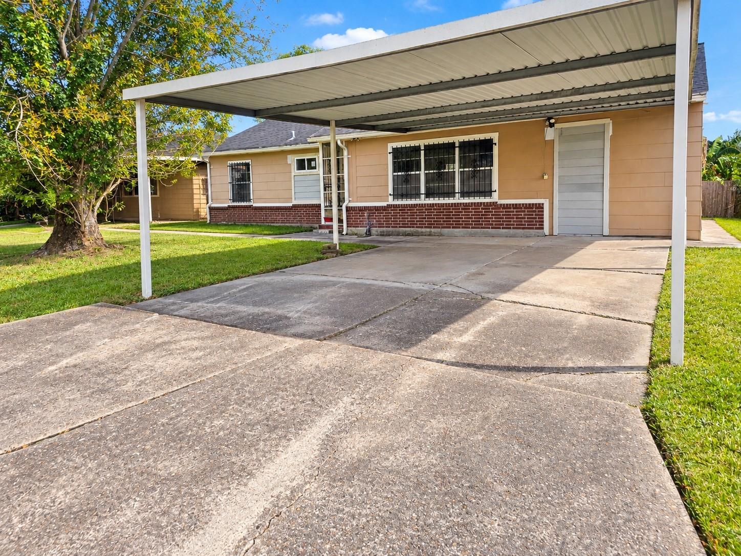 1203 Maroby Street Property Photo 1