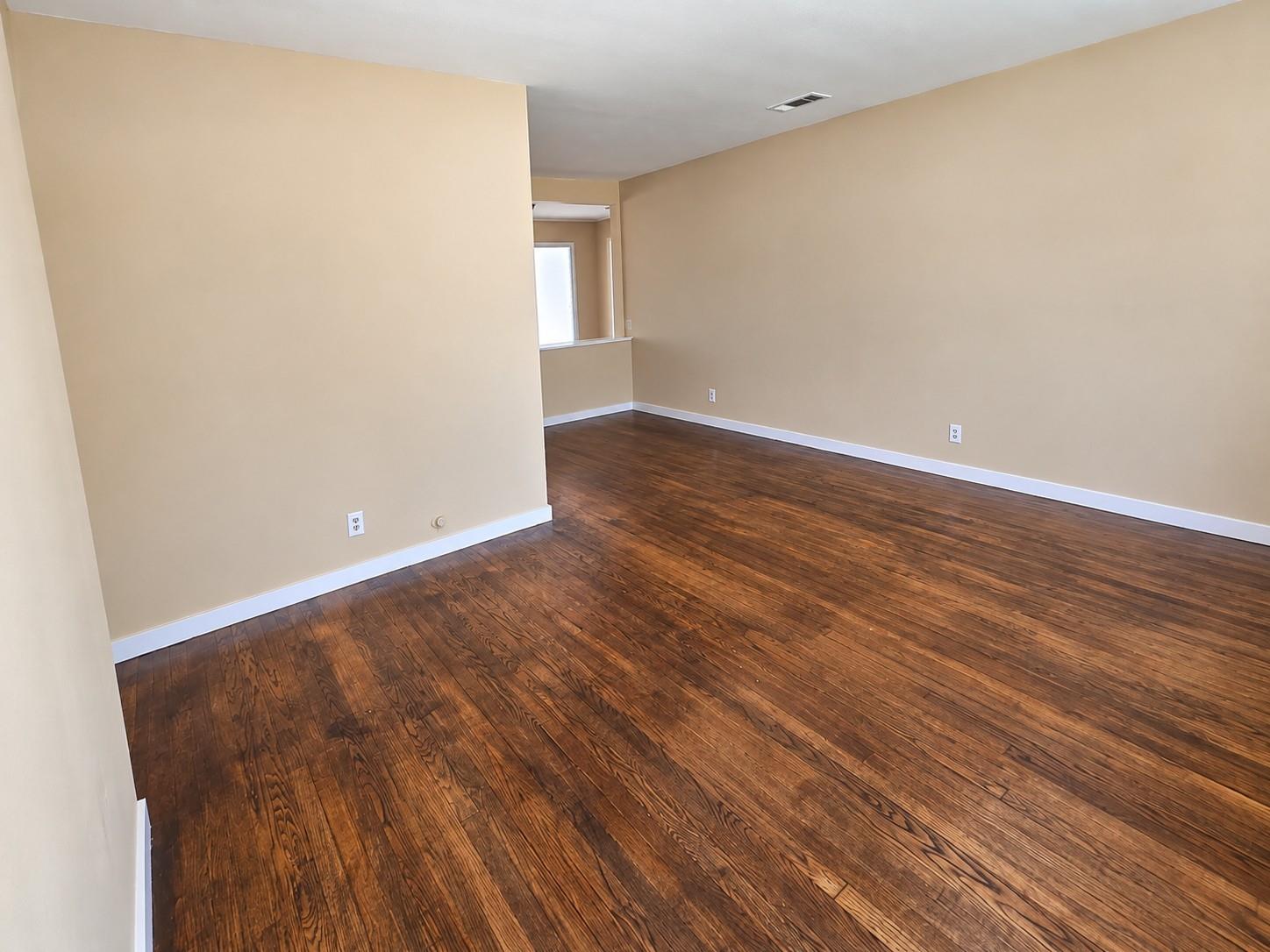 1203 Maroby Street Property Photo 2