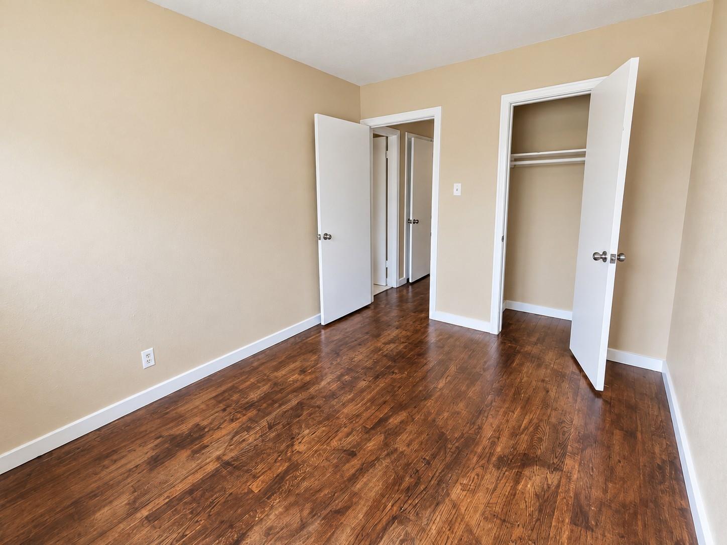 1203 Maroby Street Property Photo 9
