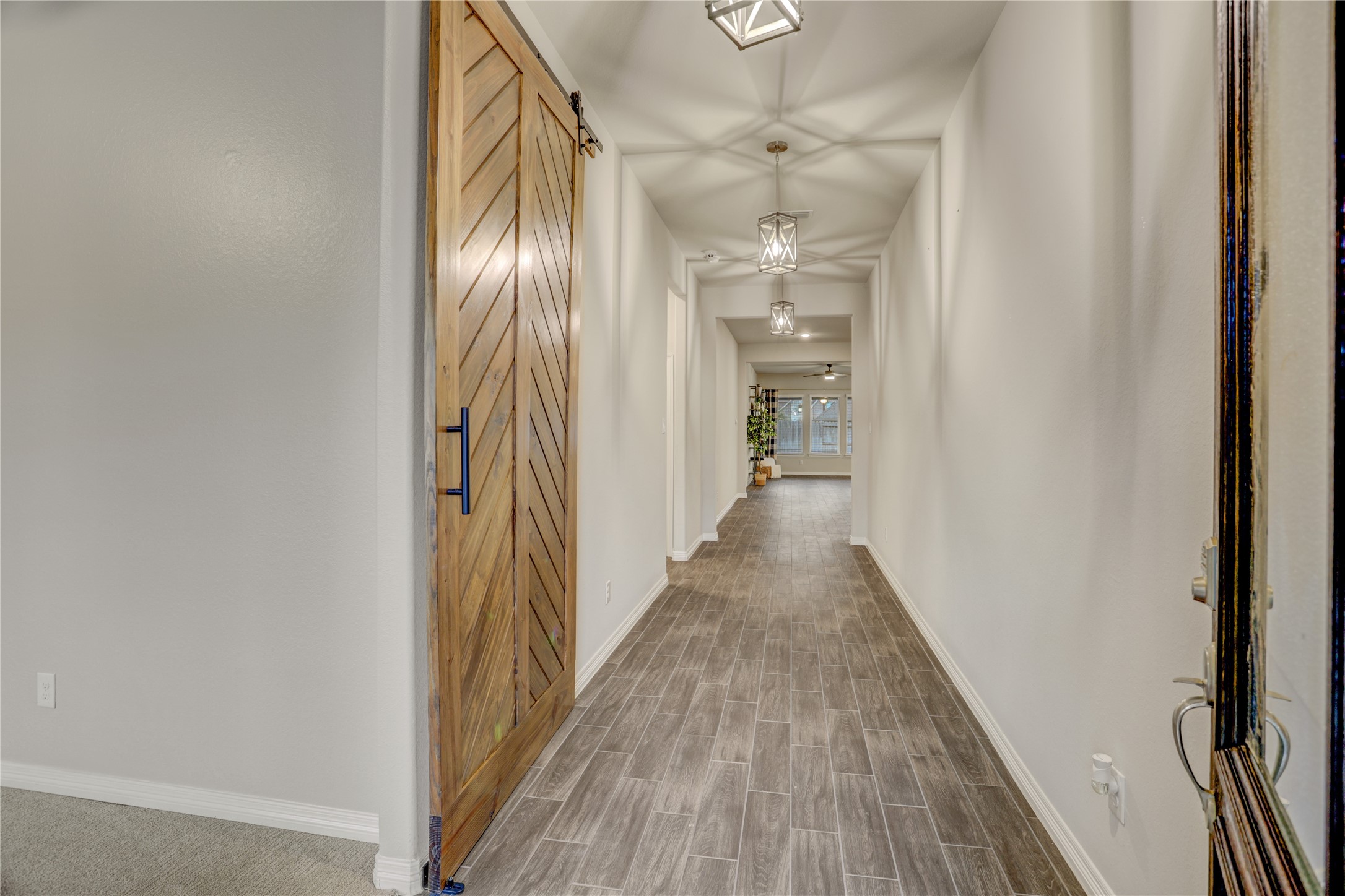 9019 Stanley Oak Drive Property Photo 3