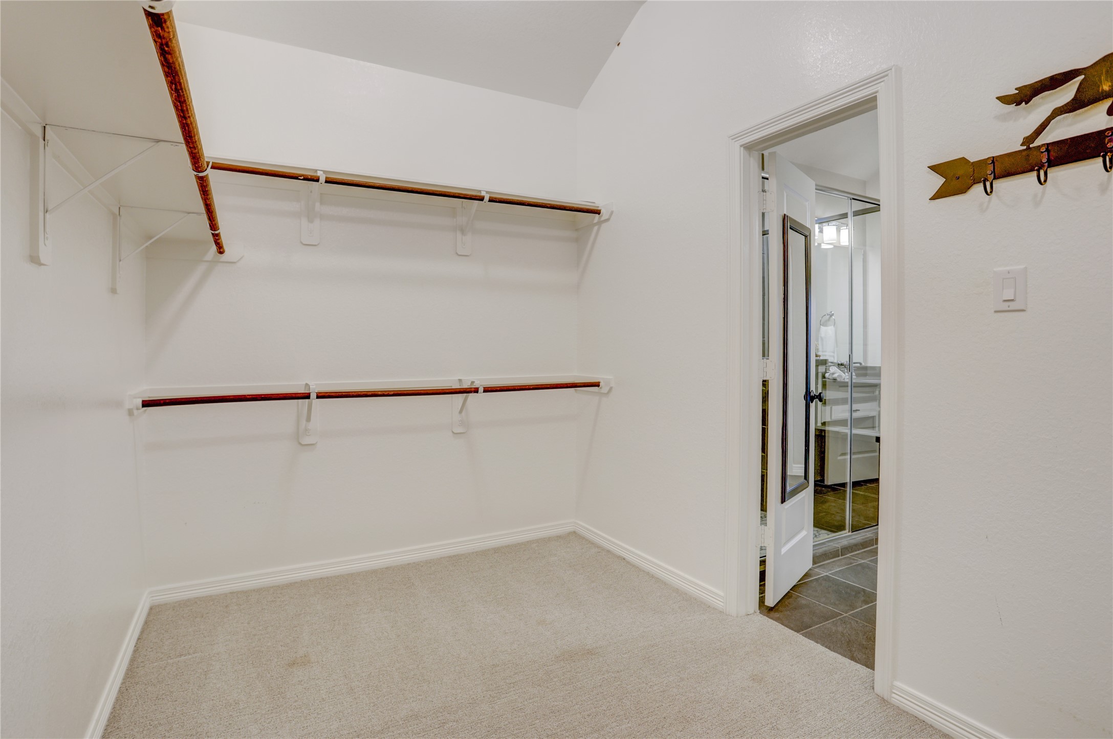 9019 Stanley Oak Drive Property Photo 14