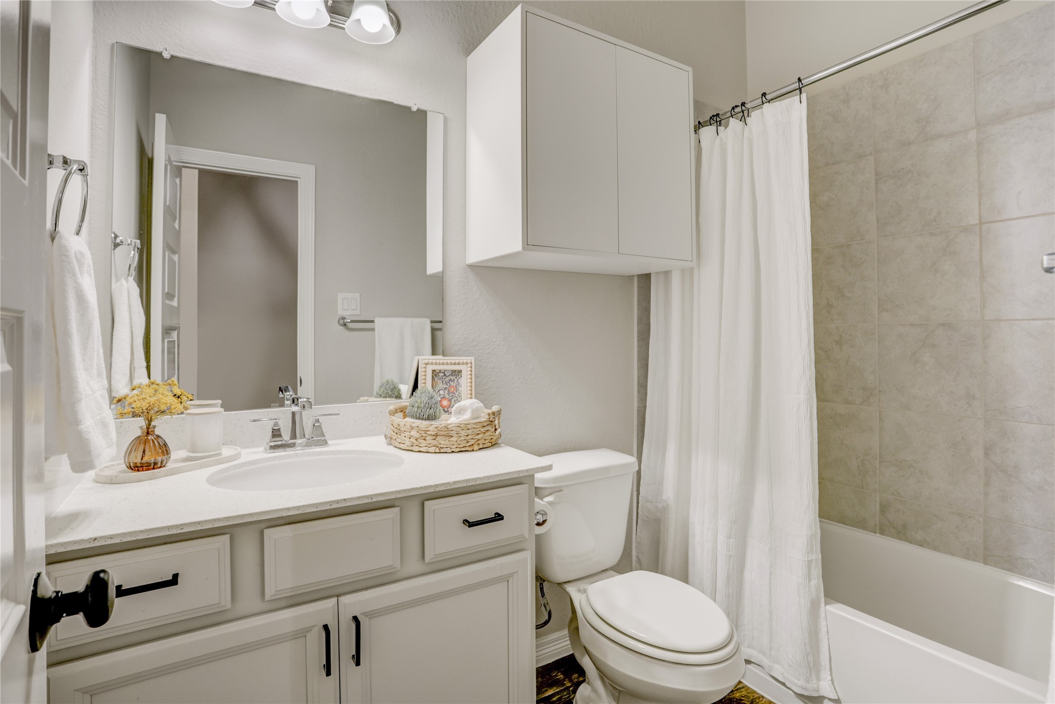 9019 Stanley Oak Drive Property Photo 17