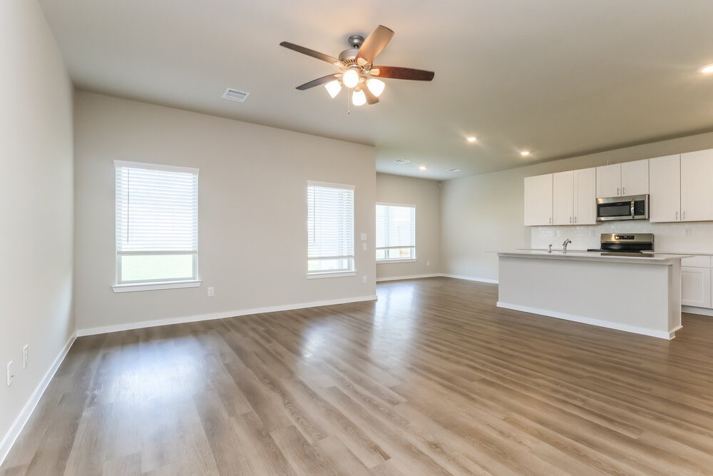 624 Levine Court Property Photo 4
