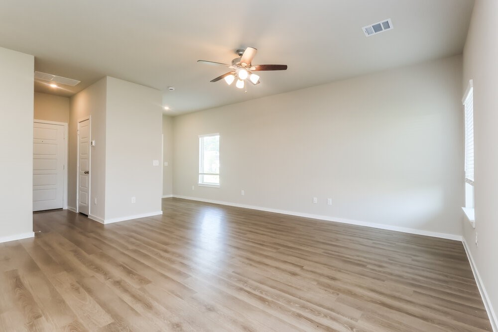 624 Levine Court Property Photo 6