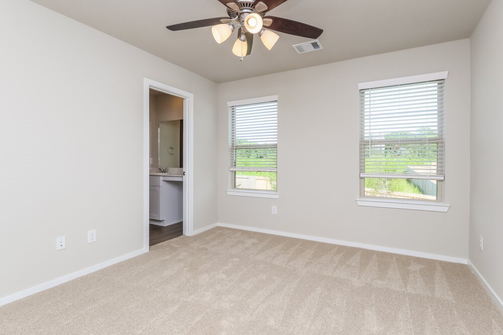 624 Levine Court Property Photo 9