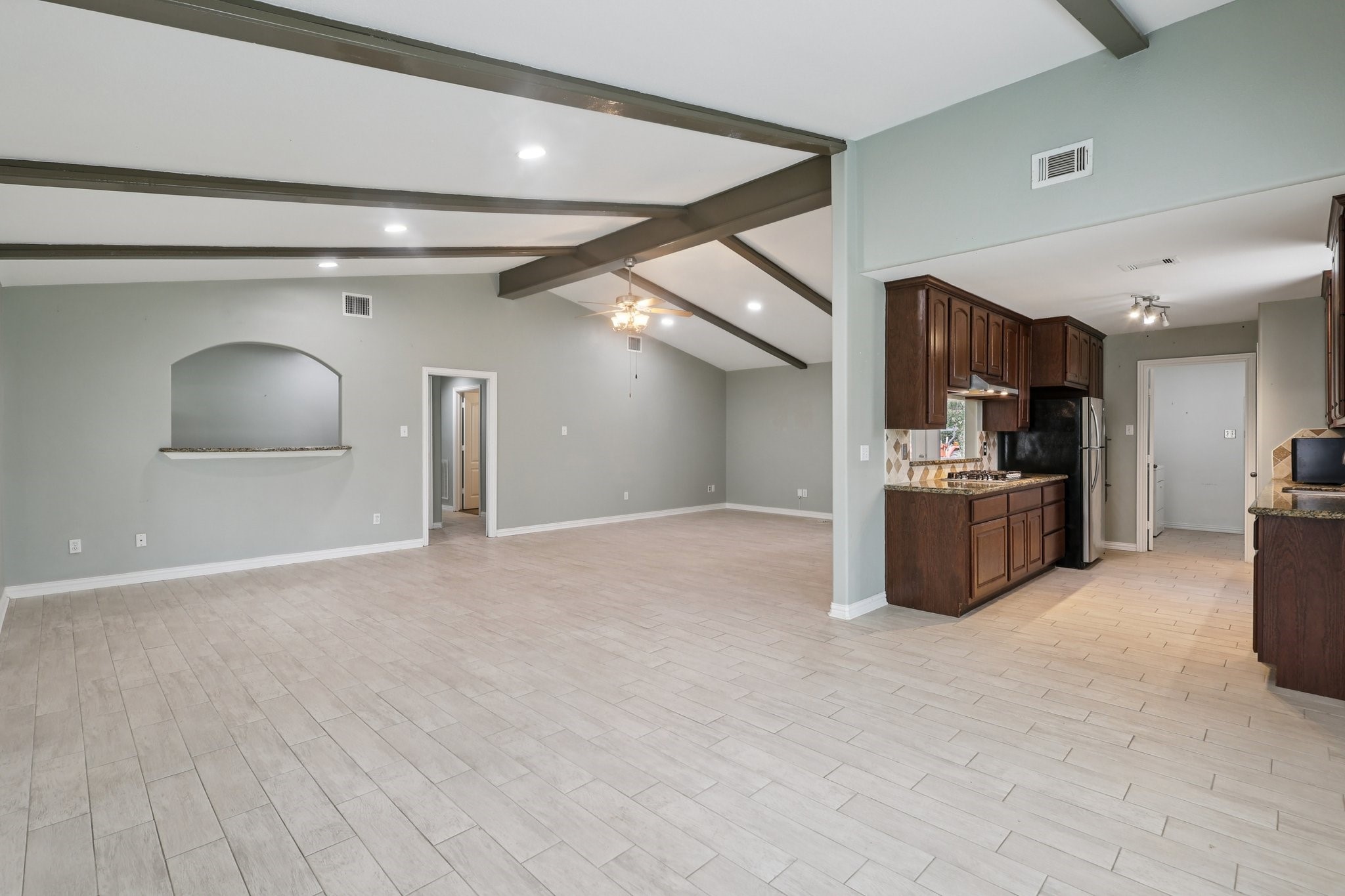 3919 Galway Lane Property Photo 10