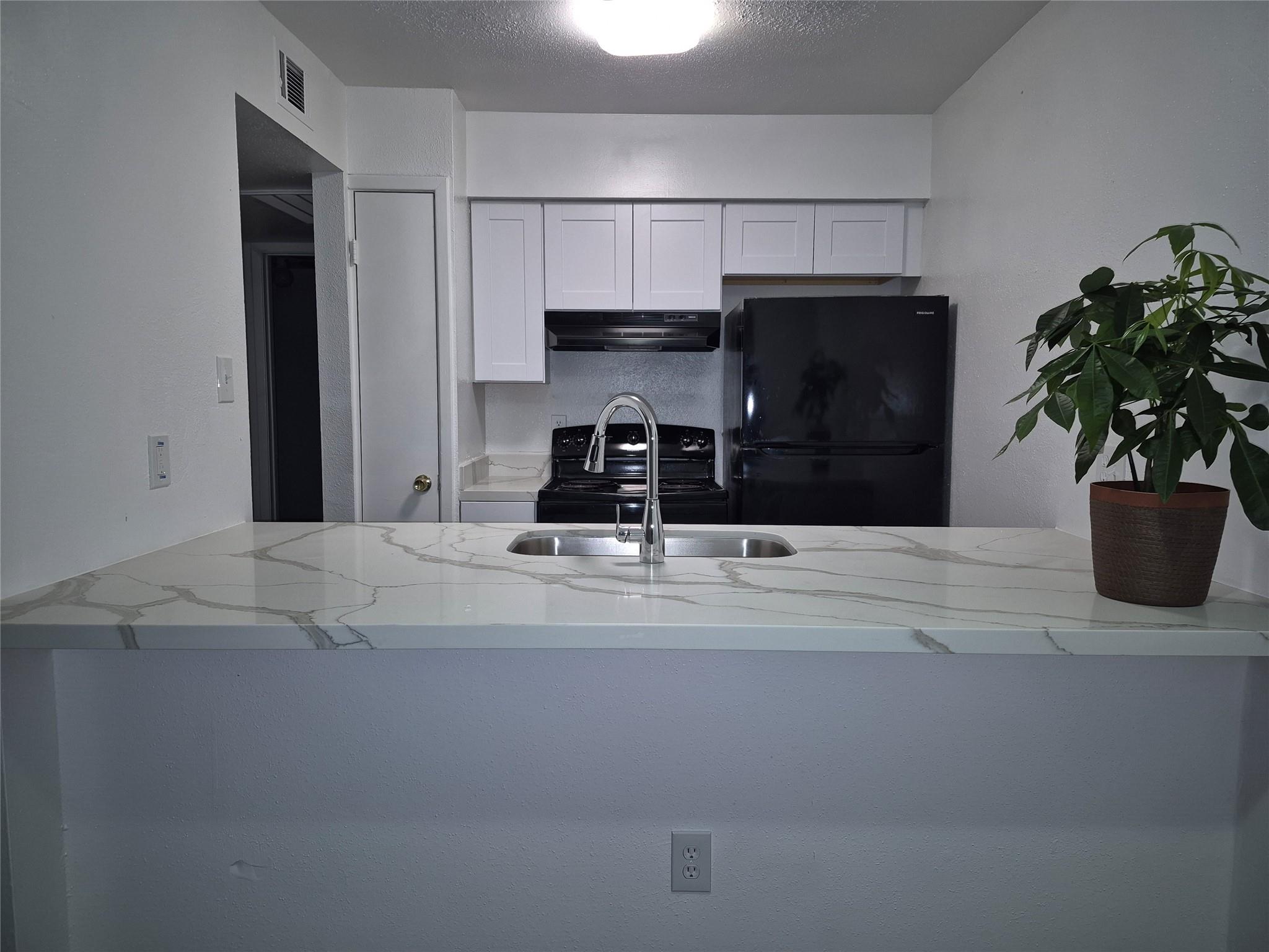 10601 South Drive # 93, Houston Tx 77099 Property Photo 1