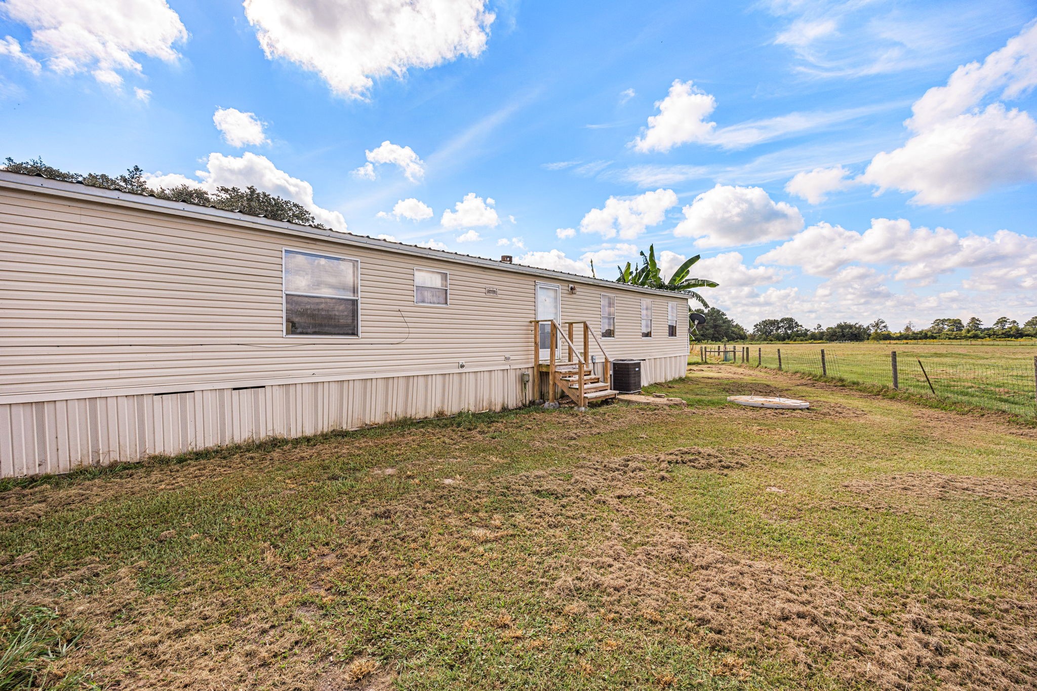 1925 County Road 2274 Property Photo 25