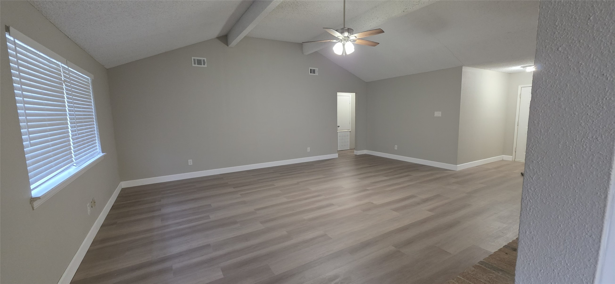 11115 Nepau Drive Property Photo 4