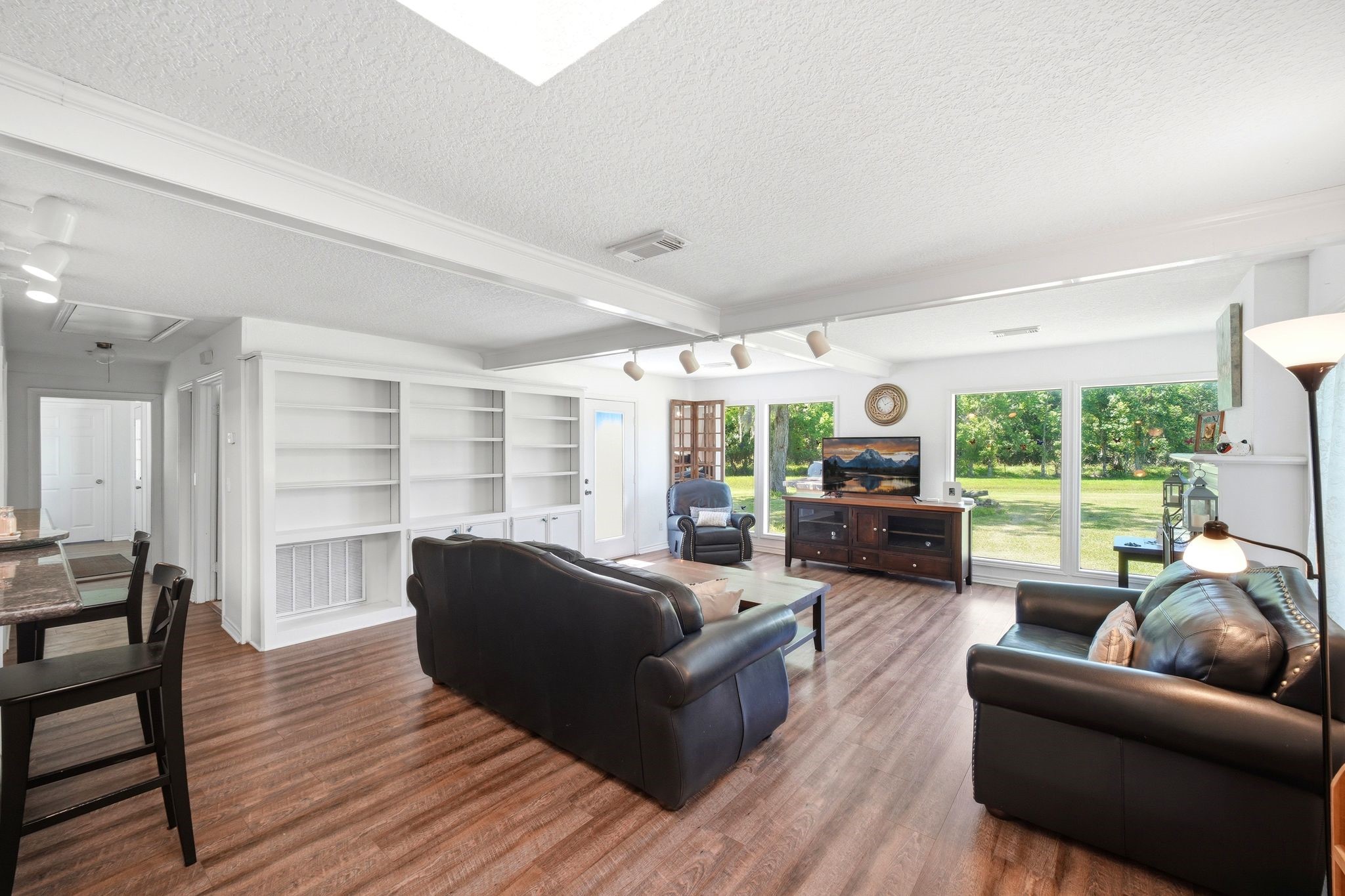 151 Tweedy Lane Property Photo 13