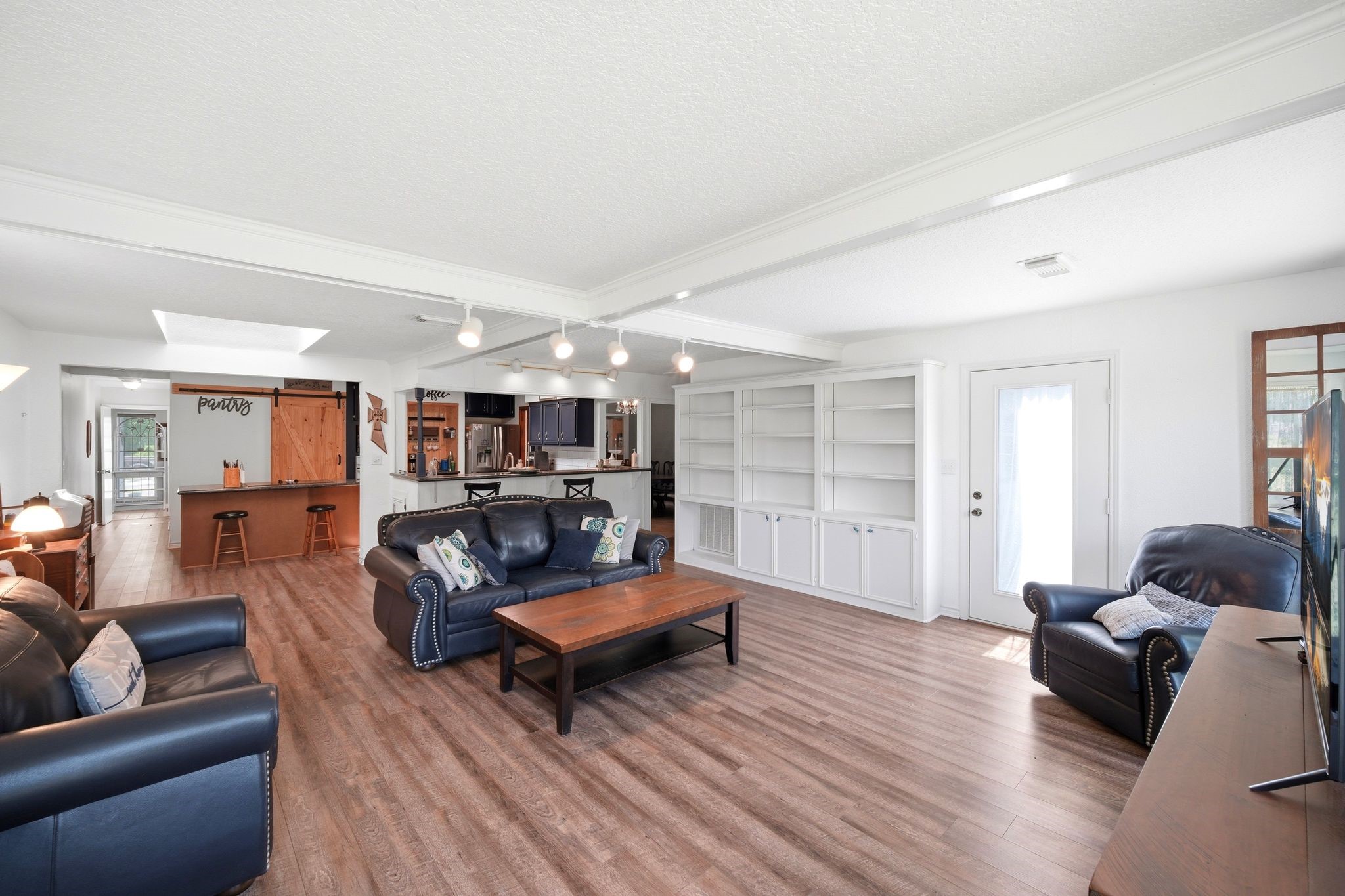 151 Tweedy Lane Property Photo 14