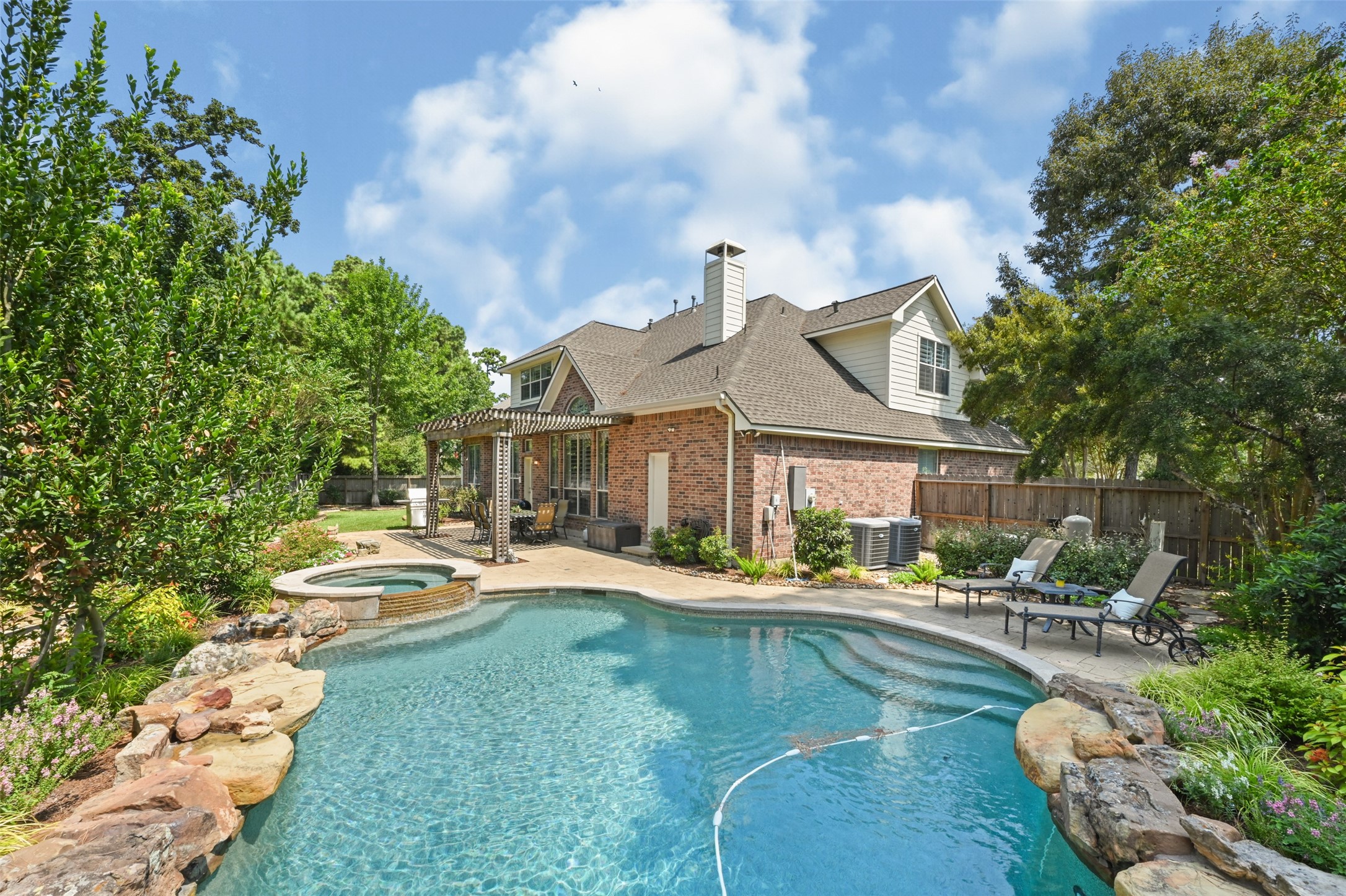35 Monet Bend Place Property Photo 6