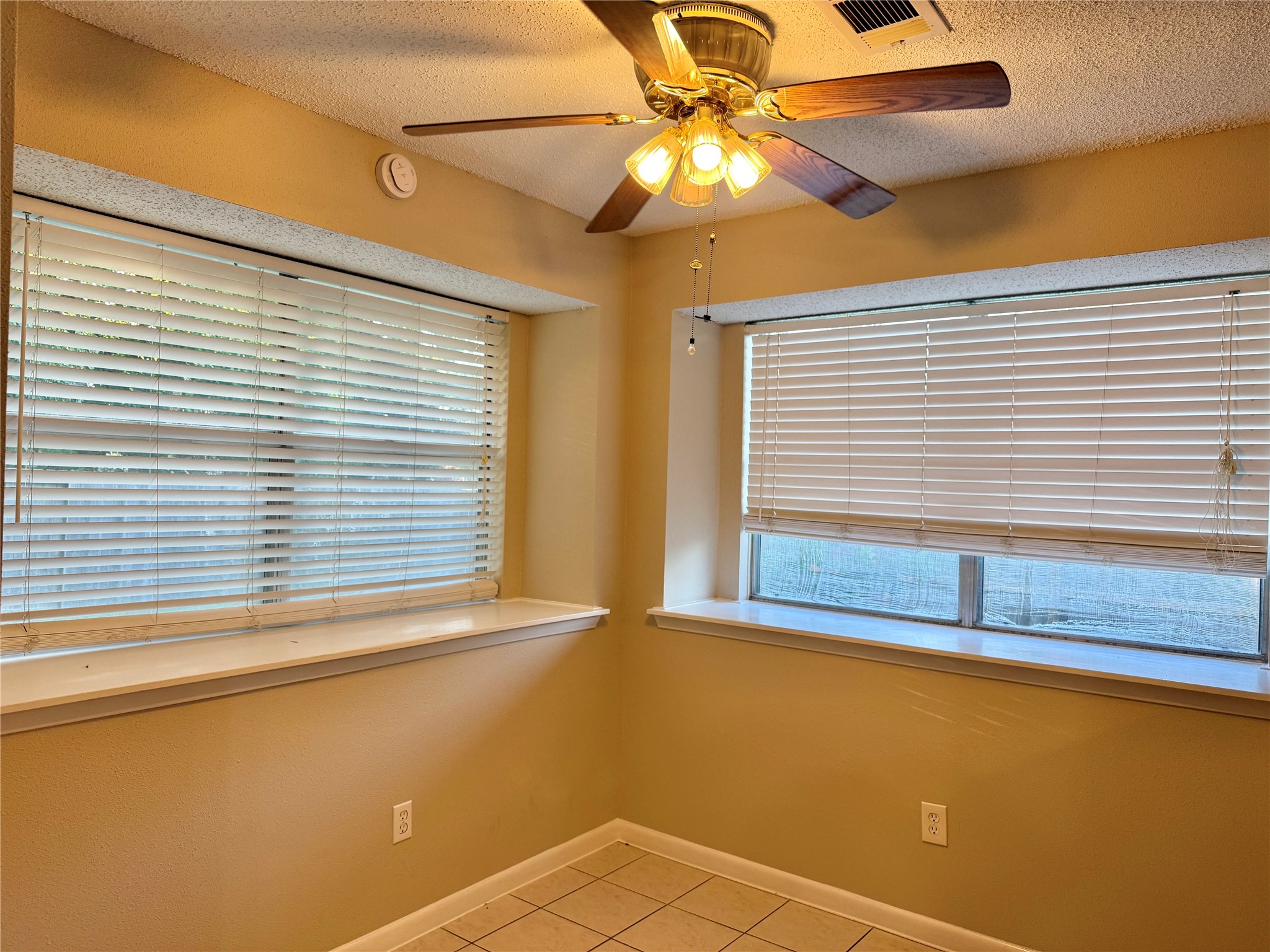 2923 Cottonfield Way Property Photo 16
