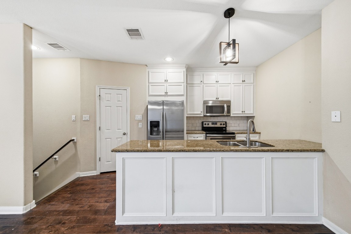 5303 Avenue J Property Photo 1
