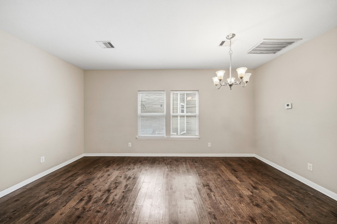 5303 Avenue J Property Photo 6