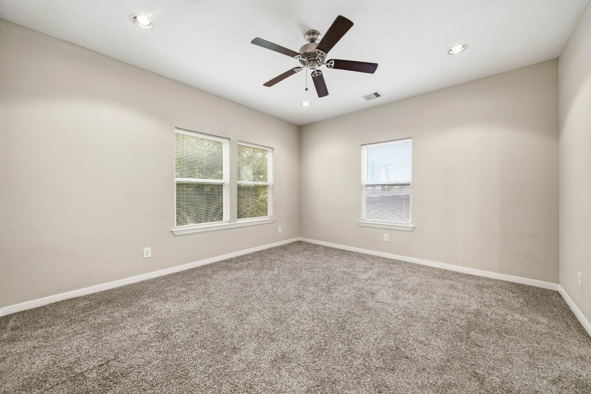 5303 Avenue J Property Photo 8