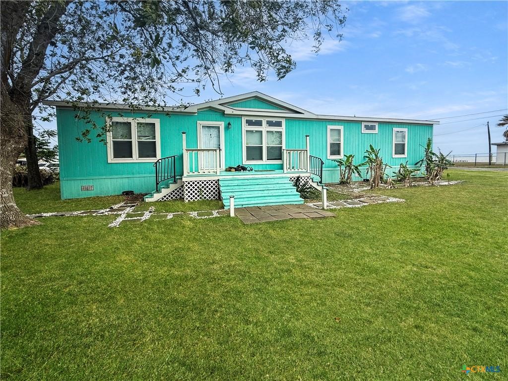 112 N Vivian Stevens Street Property Photo 1