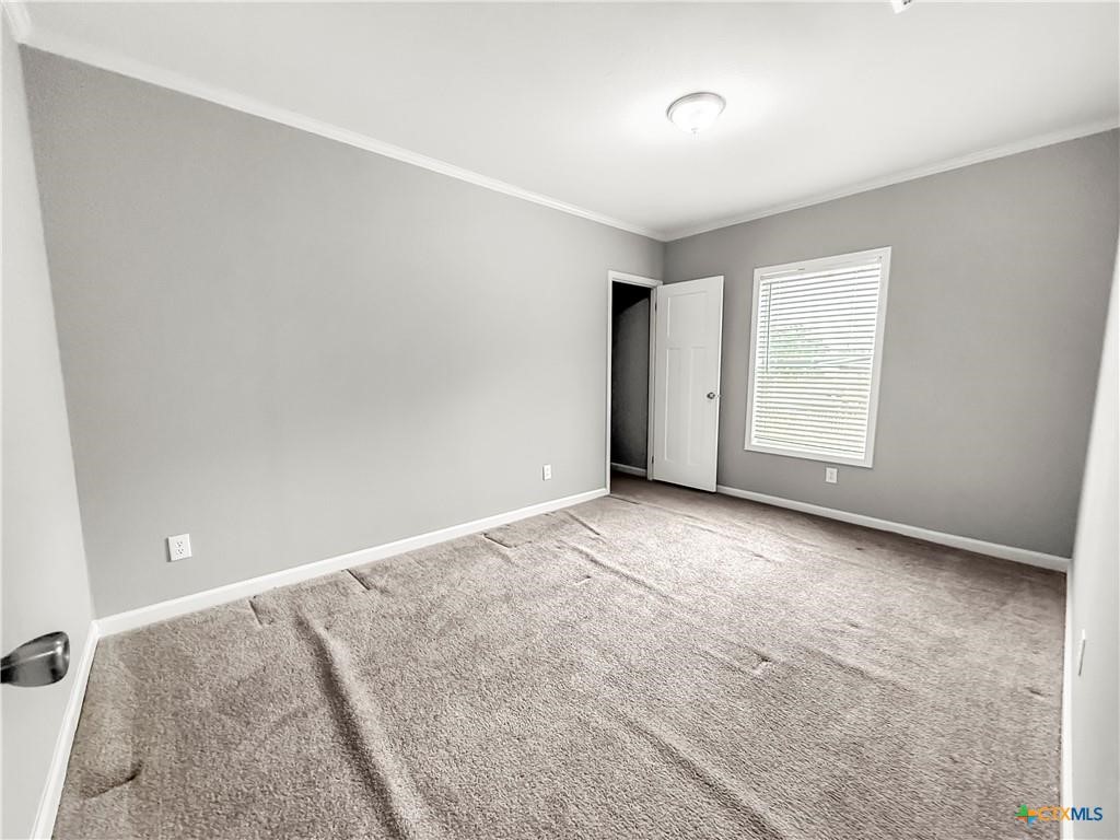 112 N Vivian Stevens Street Property Photo 16