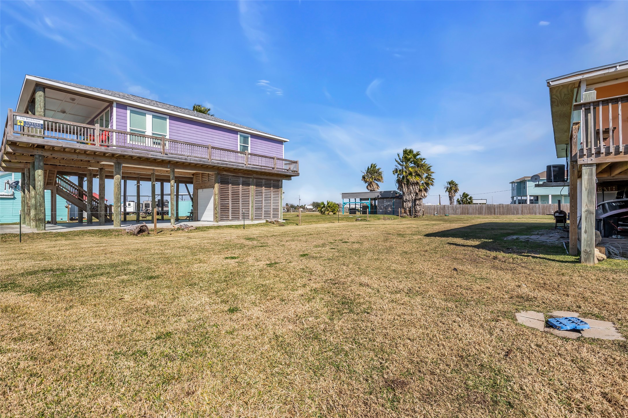 1048 N Crystal Beach Road Property Photo 1