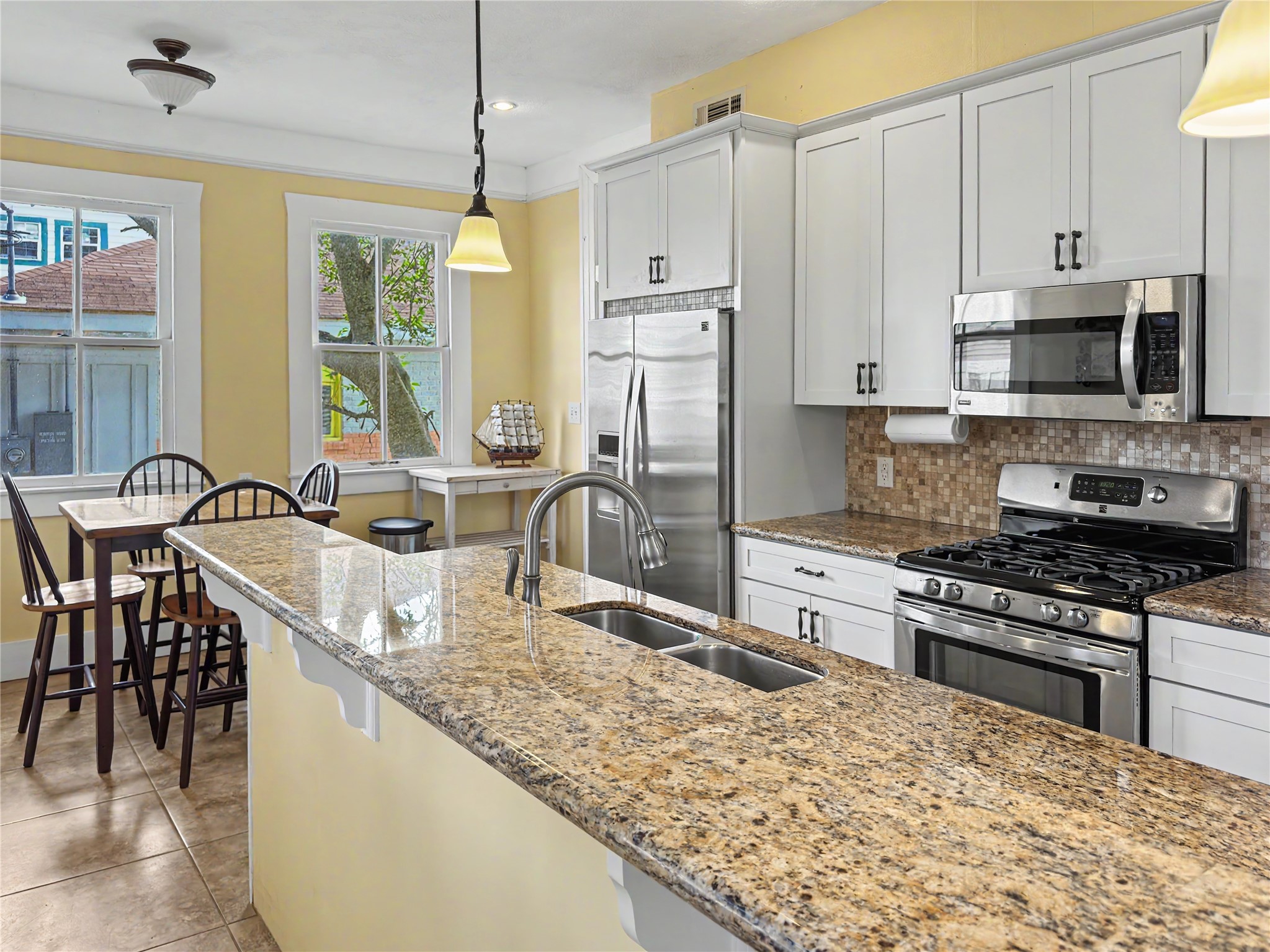 1820 Avenue O Property Photo 8