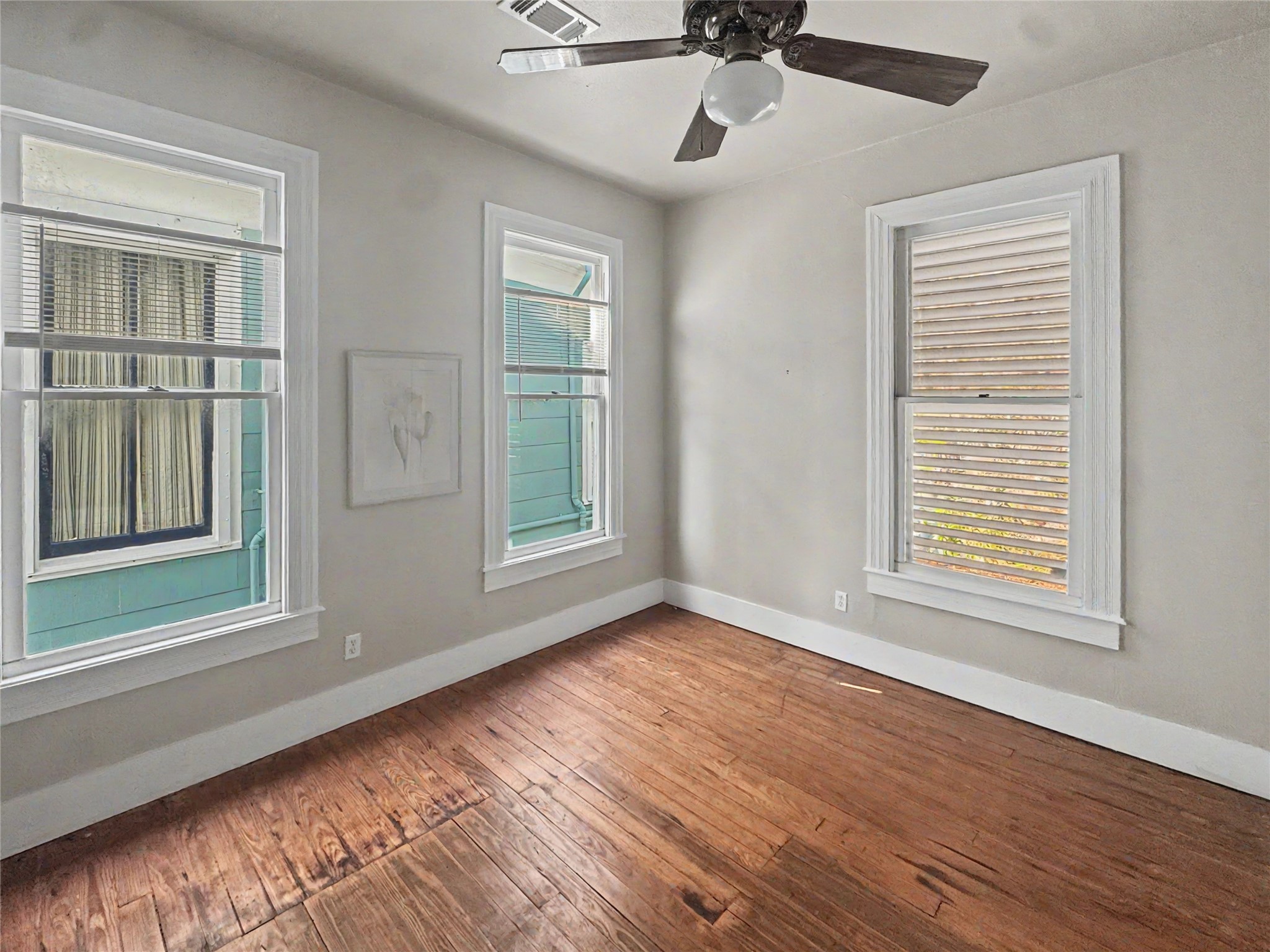 1820 Avenue O Property Photo 15