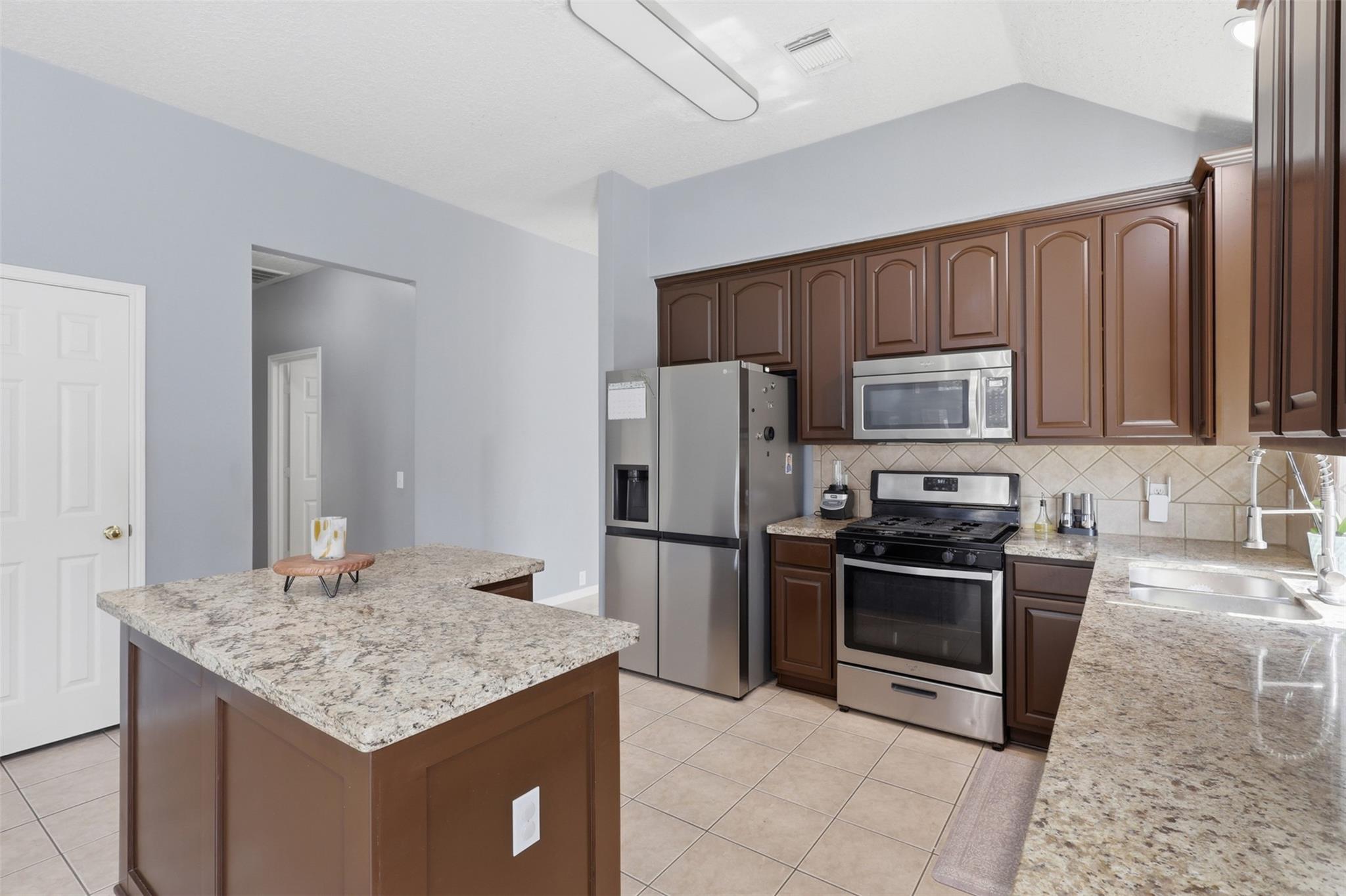 11207 Timbertree Lane Property Photo 9
