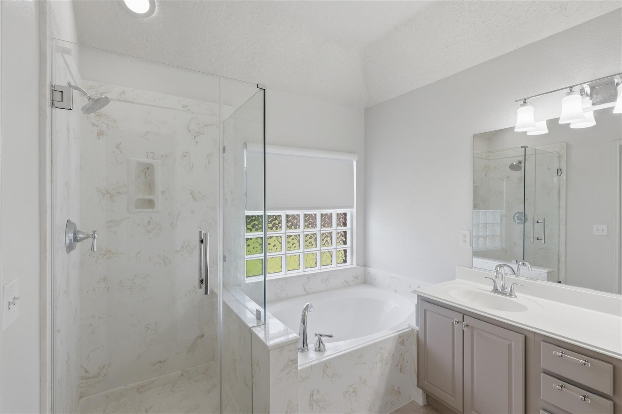 11207 Timbertree Lane Property Photo 17