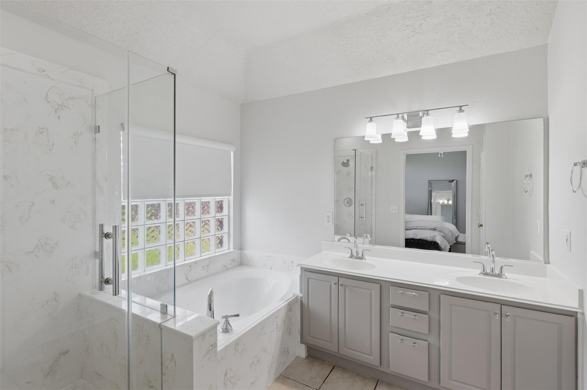 11207 Timbertree Lane Property Photo 18