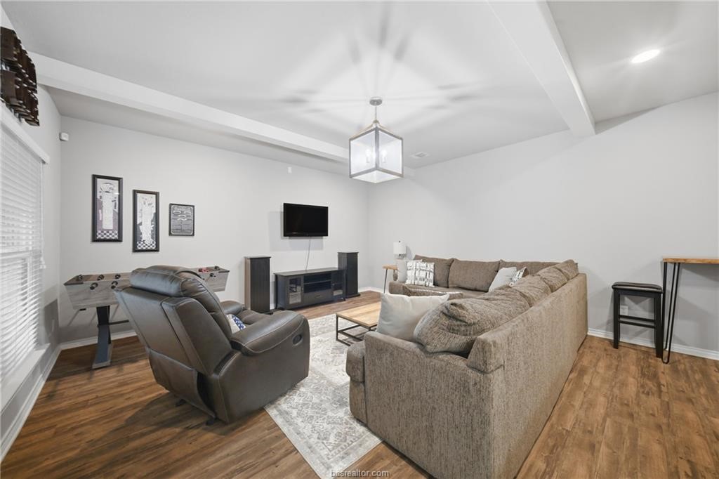 407 Kate Lane Property Photo 7