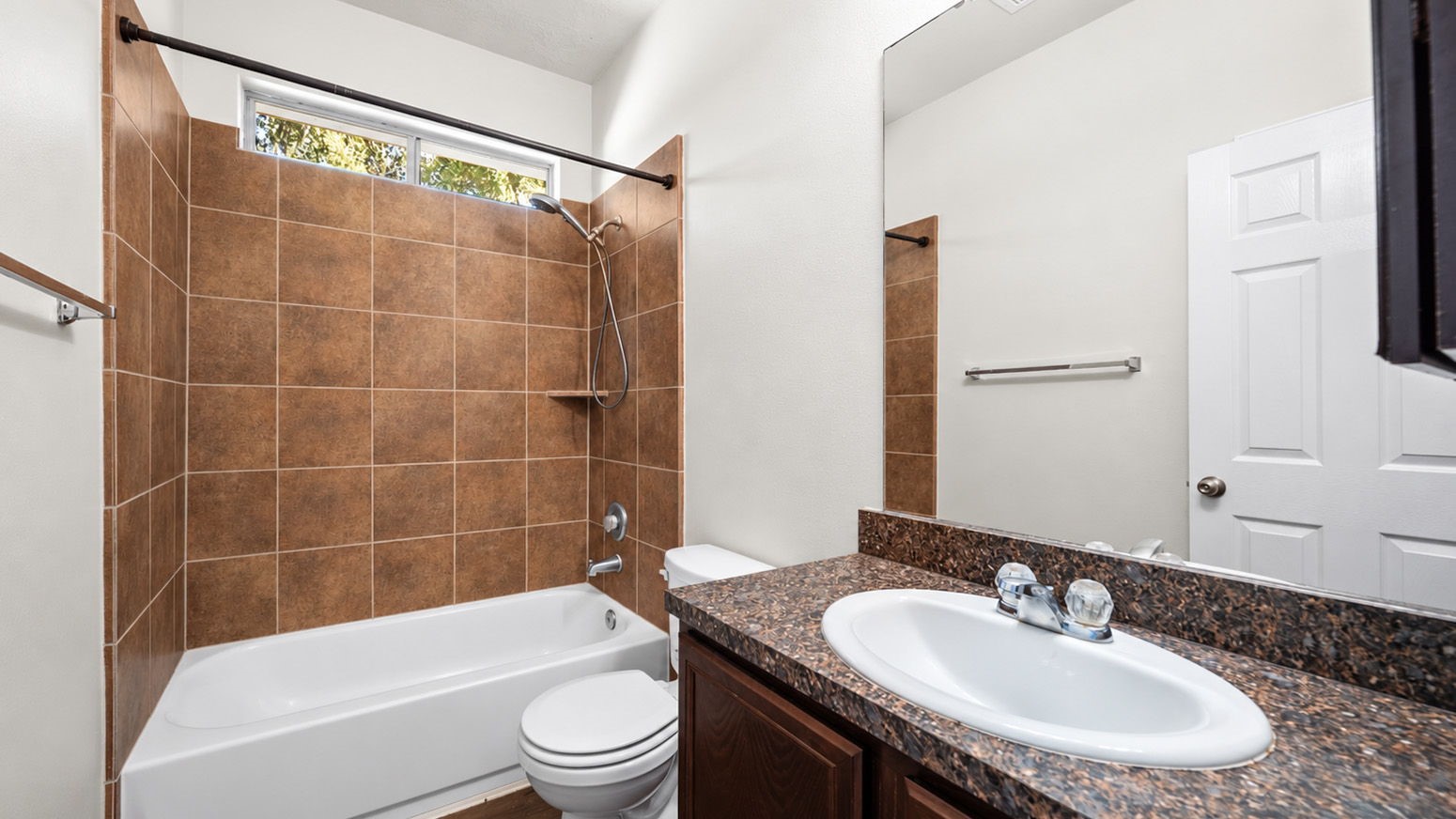 11246 Glenforest Drive Property Photo 19