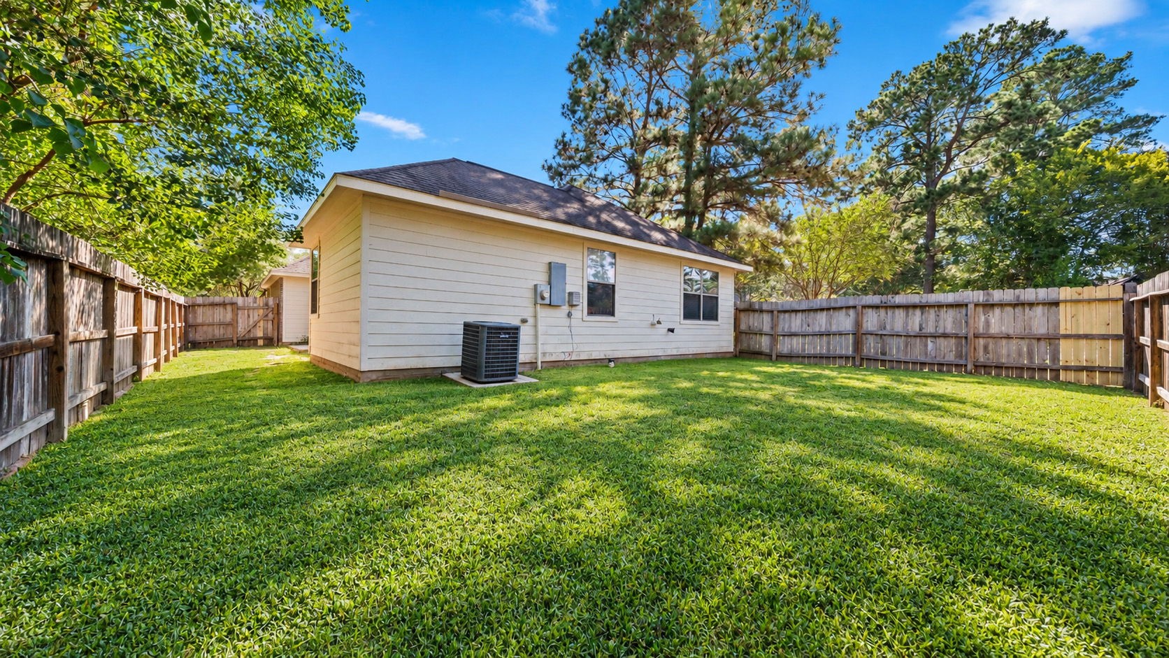 11246 Glenforest Drive Property Photo 22