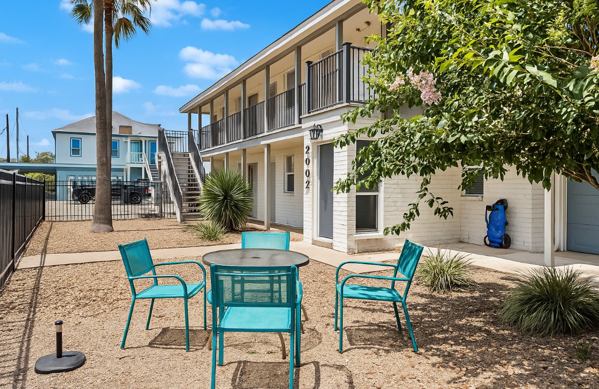 2002 27th Street Property Photo 20