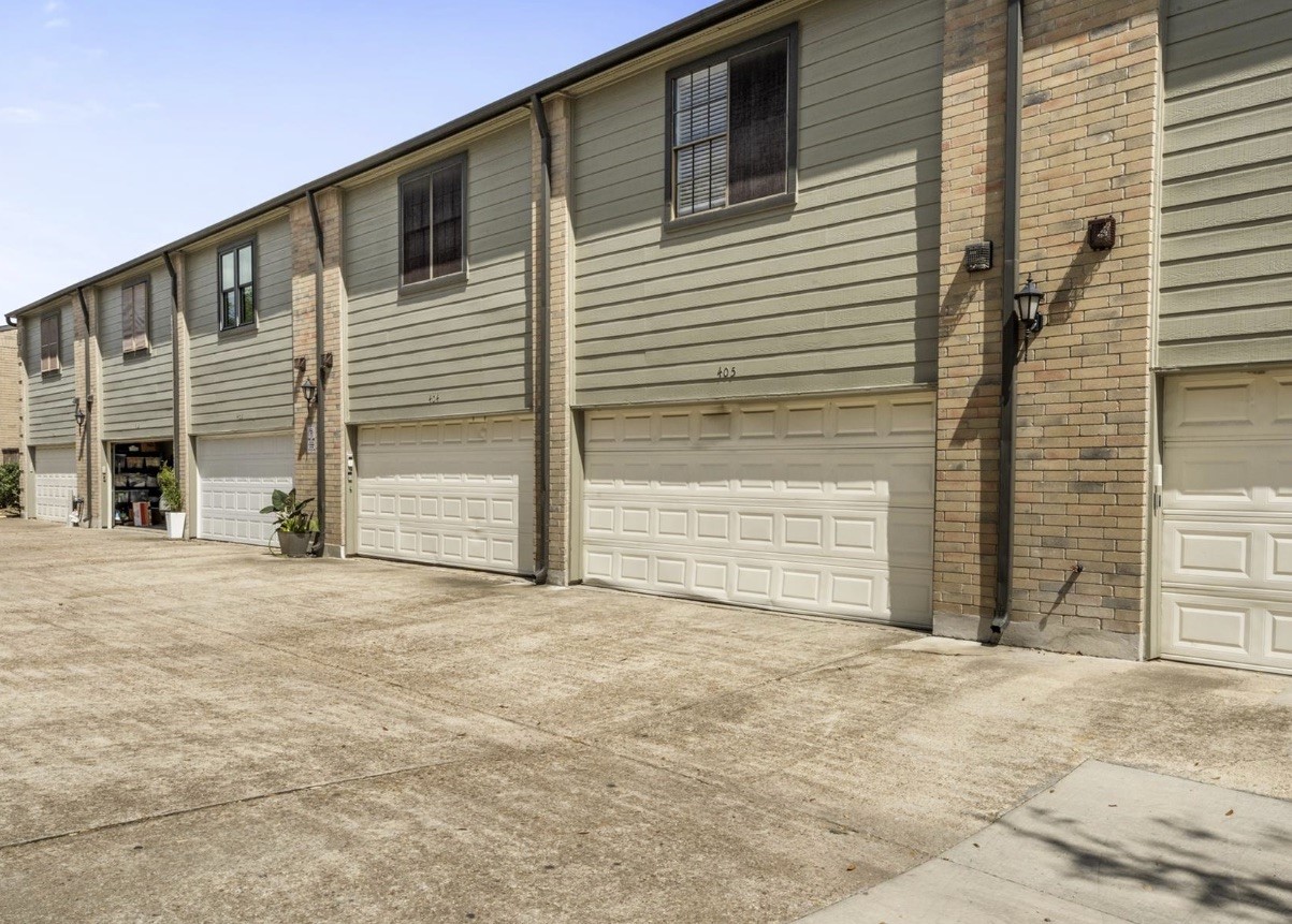 9850 Pagewood Lane 405 Property Photo 10