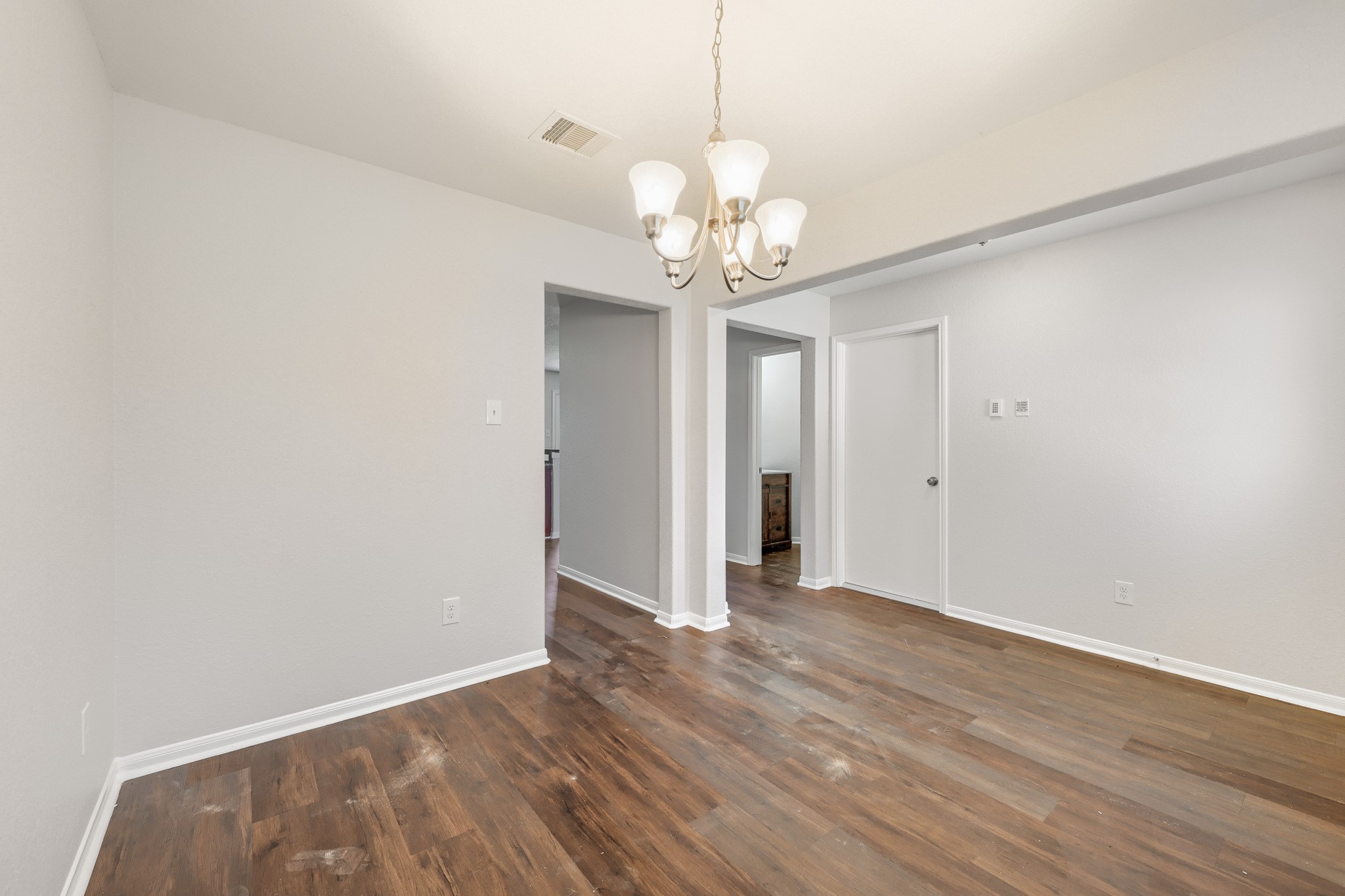 3159 View Valley Trail Property Photo 5