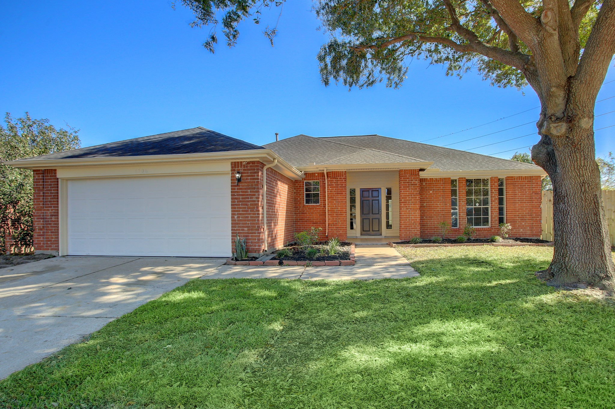 6506 Larissa Circle Property Photo 2