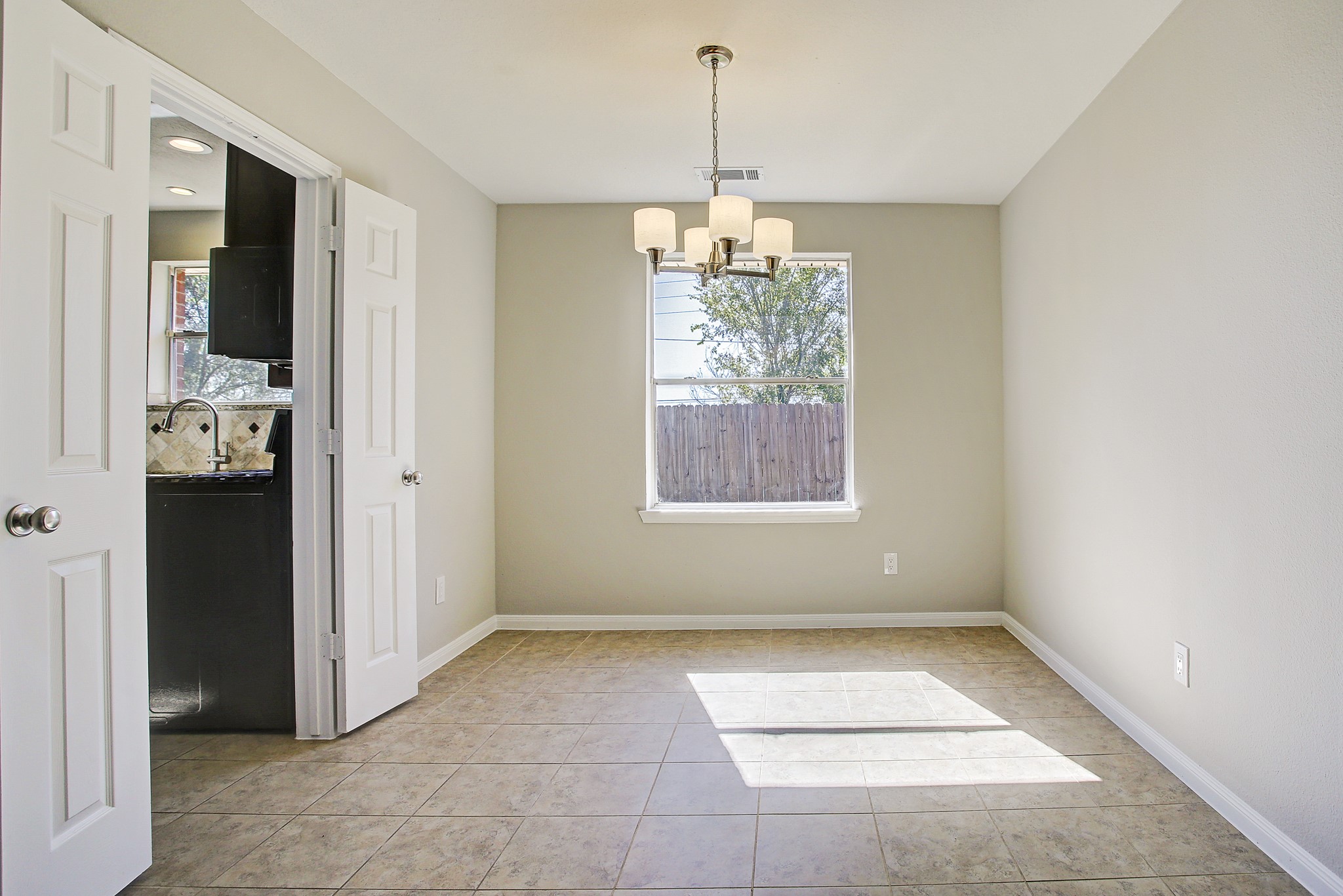 6506 Larissa Circle Property Photo 11
