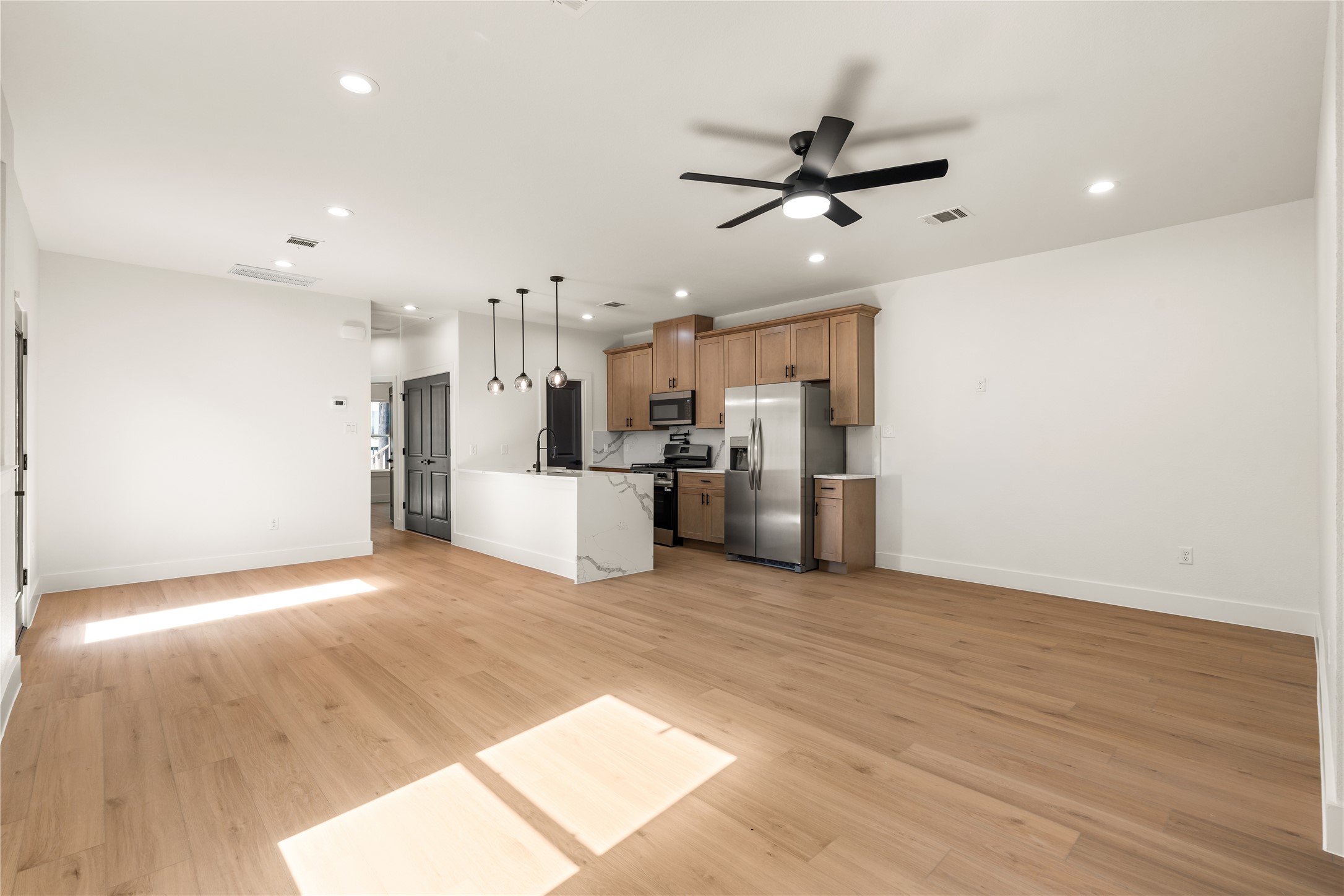 5321 Rue Street Property Photo 3