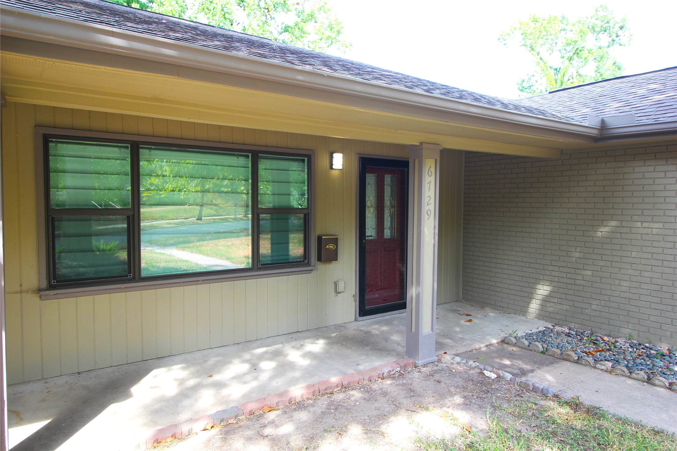 6729 Sylvan Road Property Photo 3