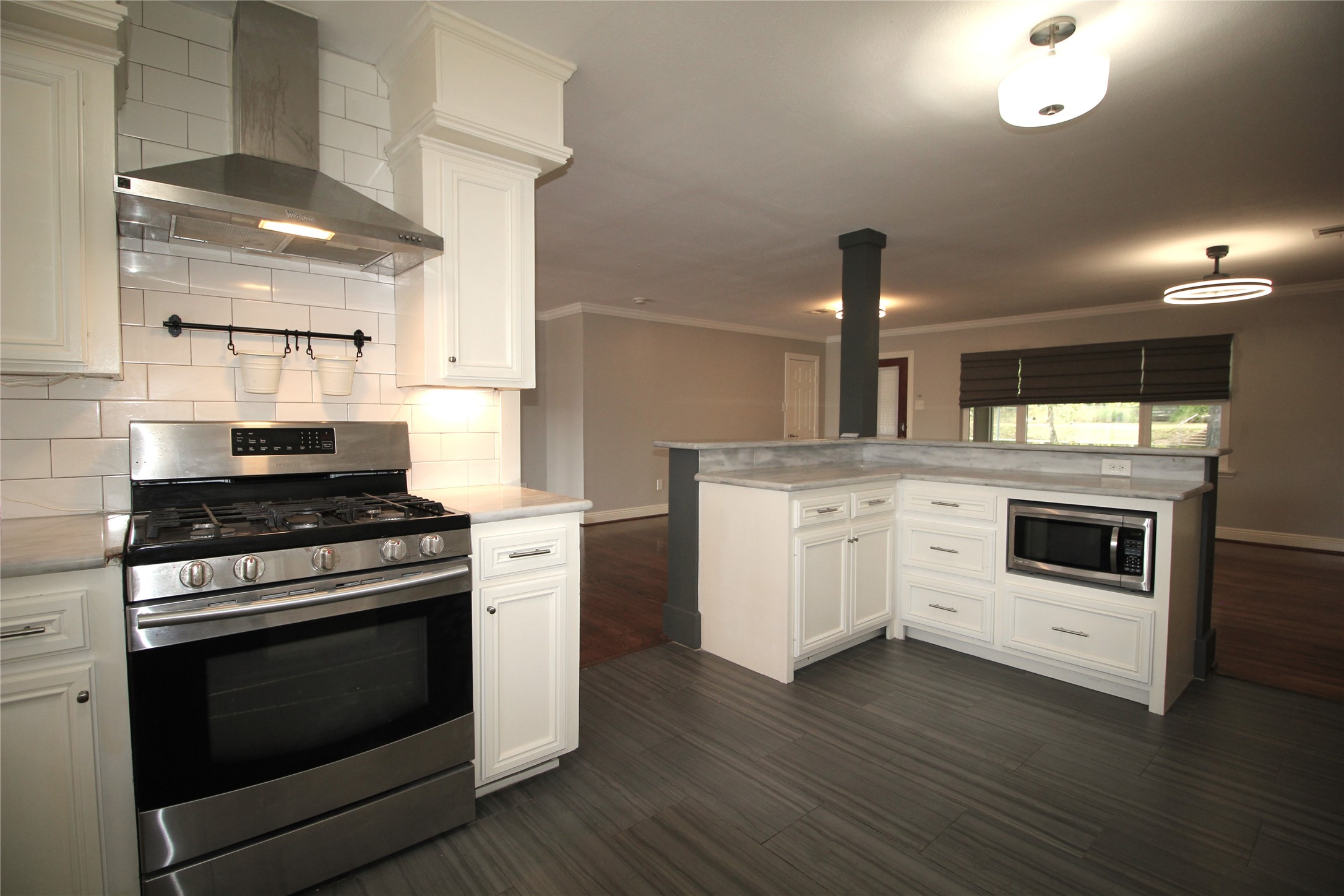 6729 Sylvan Road Property Photo 8