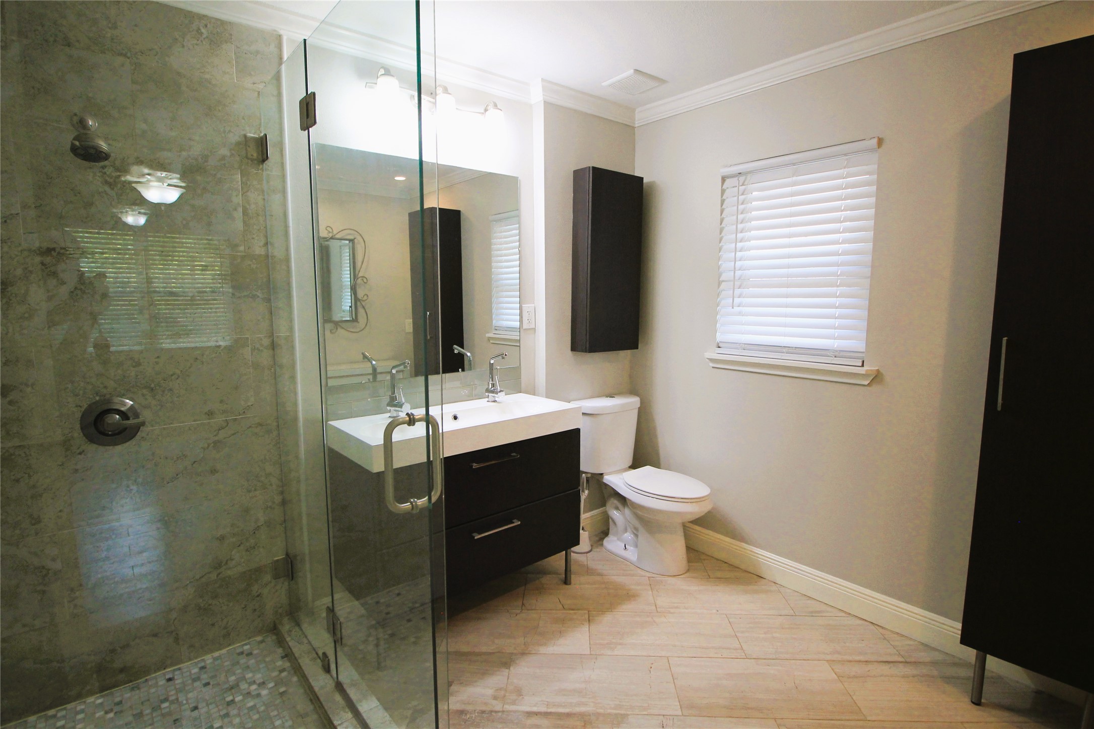 6729 Sylvan Road Property Photo 13