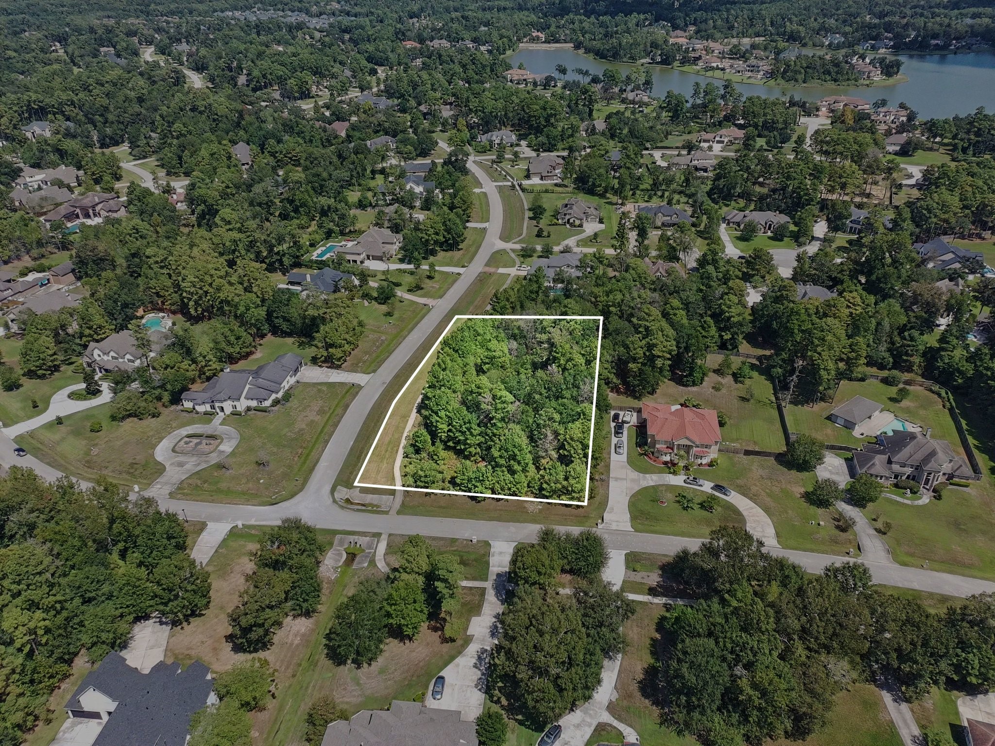 4435 Chateau Creek Way Property Photo 8