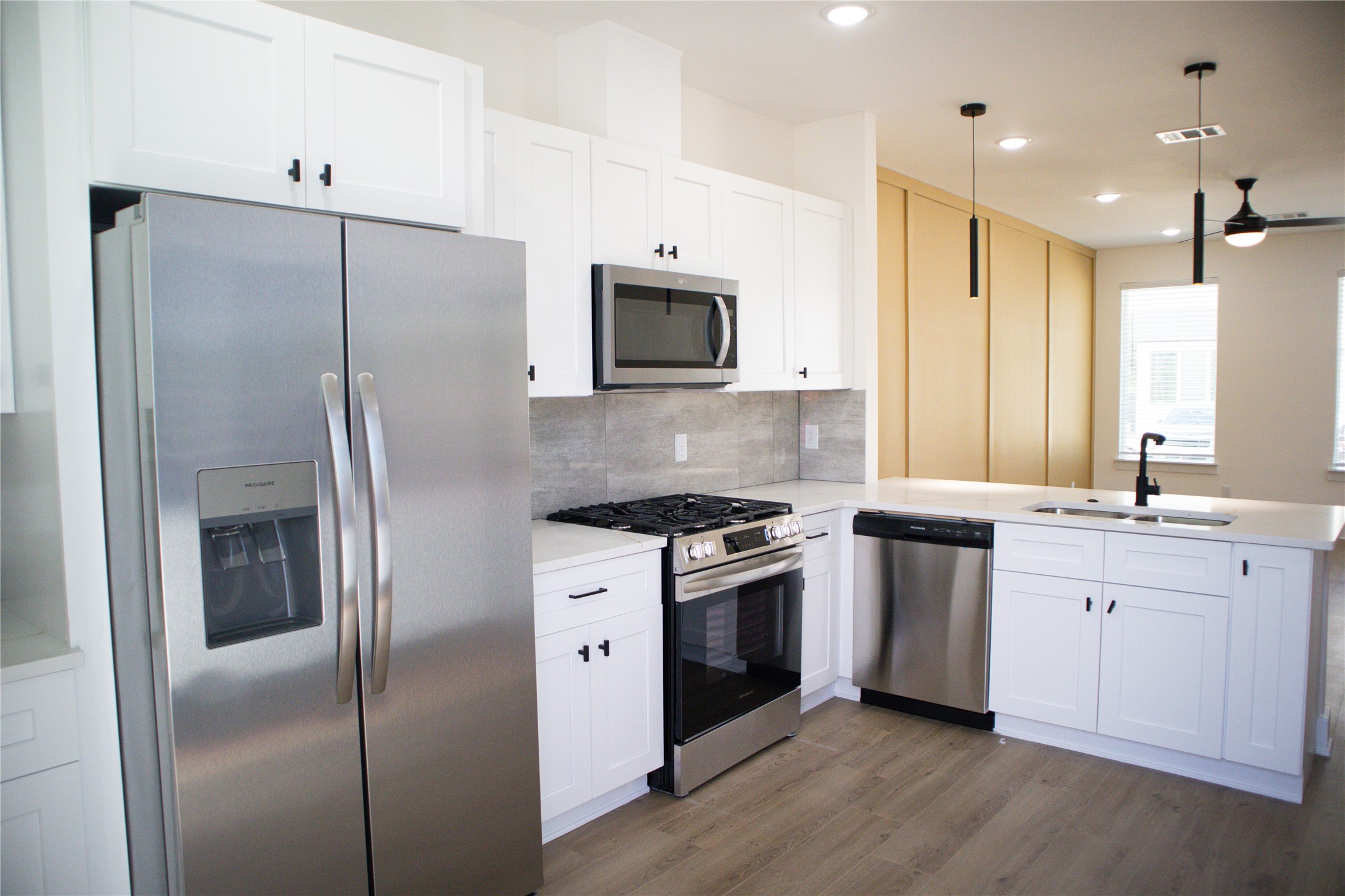 3522 Mansfield Building G Street C Property Photo 1