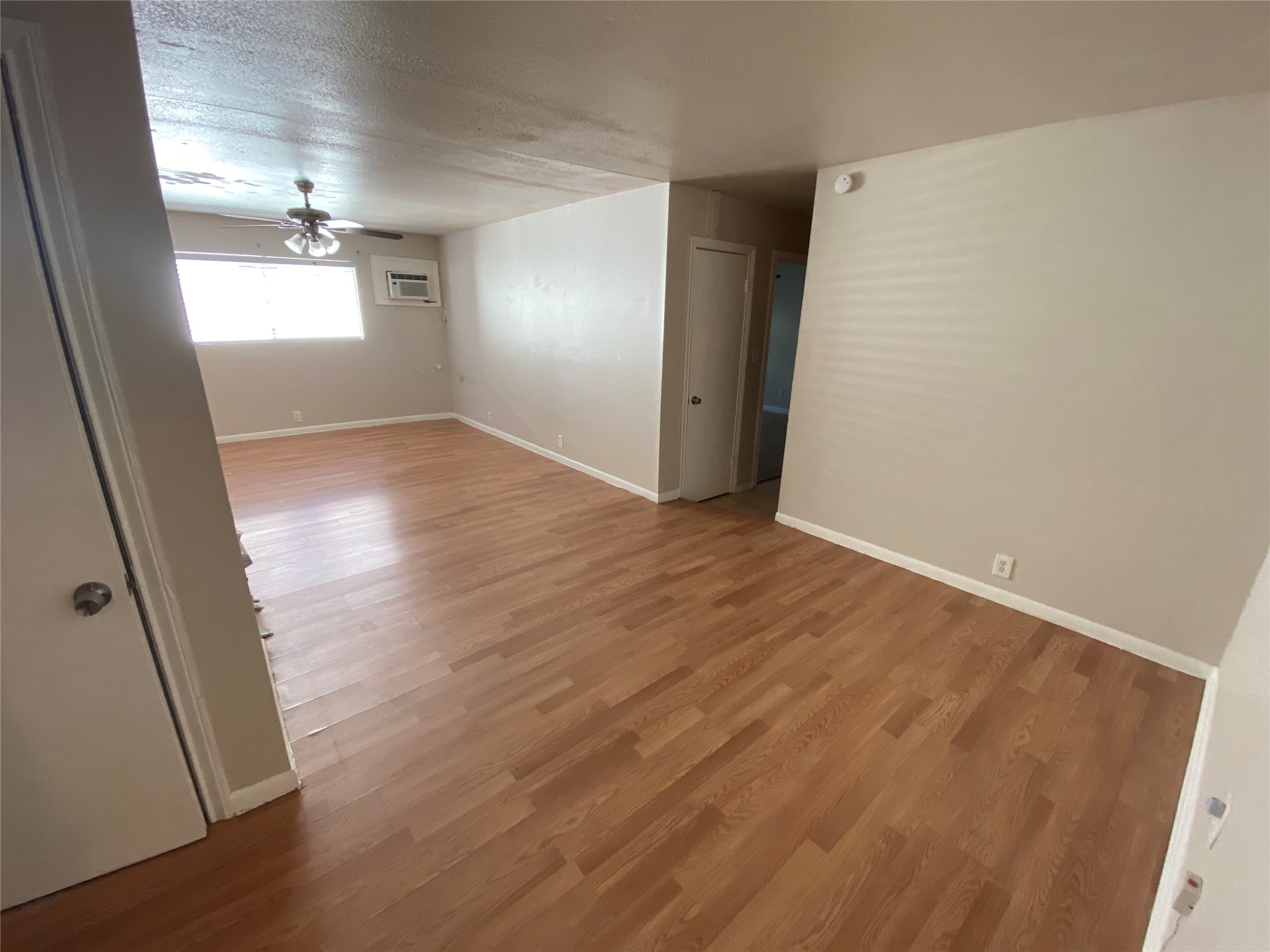 502 West Alabama Street 15 Property Photo 5