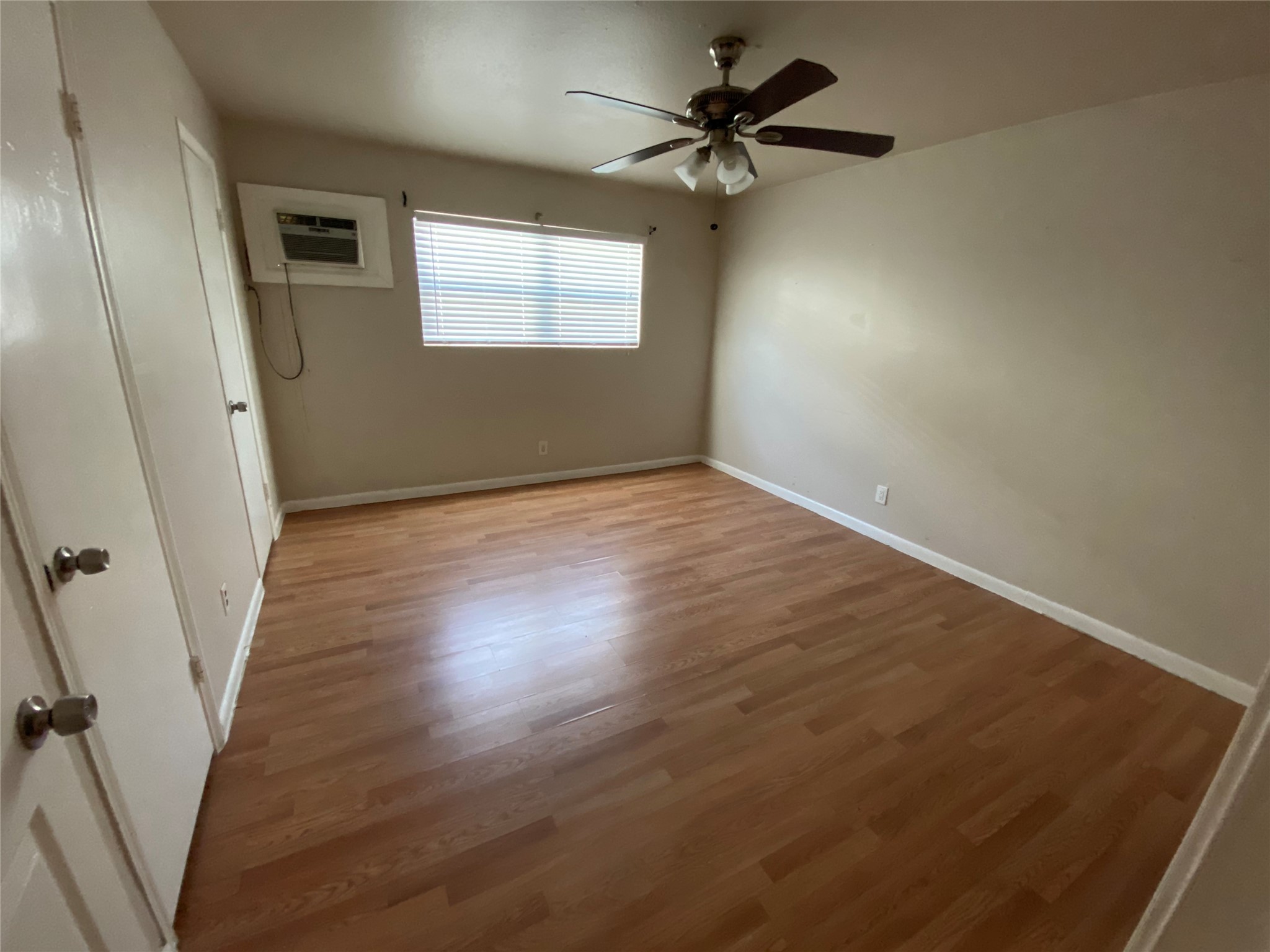 502 West Alabama Street 15 Property Photo 10