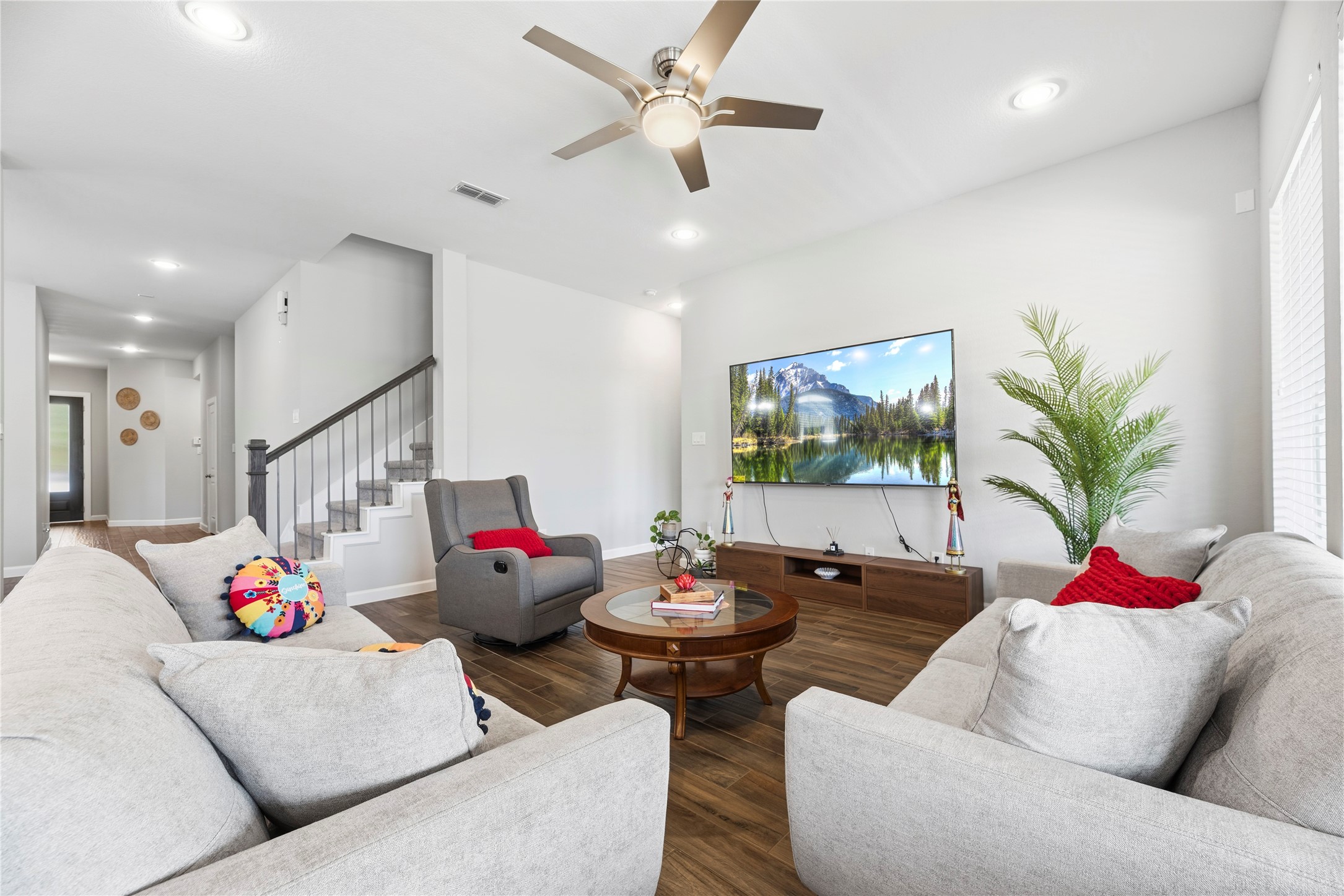 25102 Dovetail Cove Court Property Photo 17