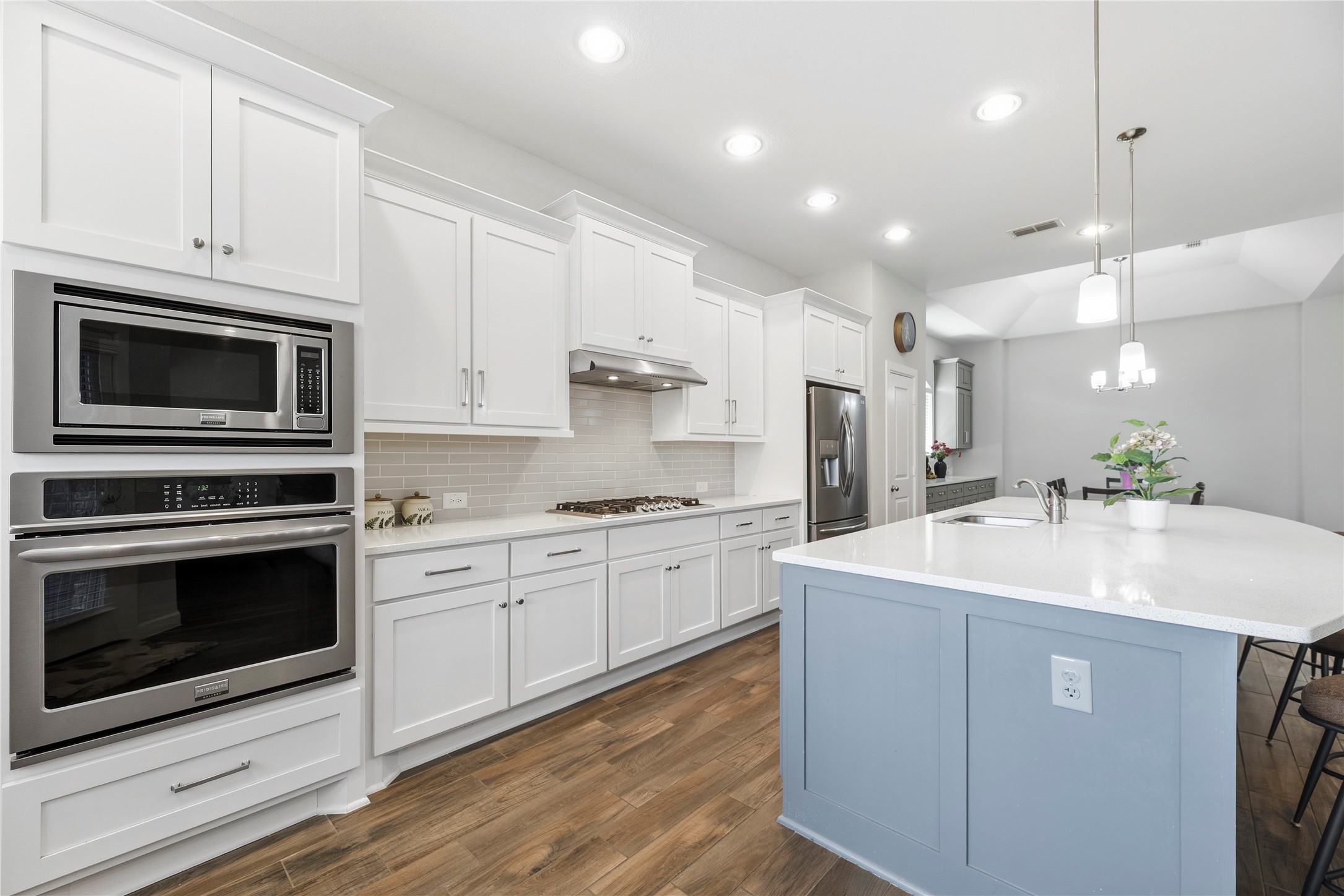 25102 Dovetail Cove Court Property Photo 22