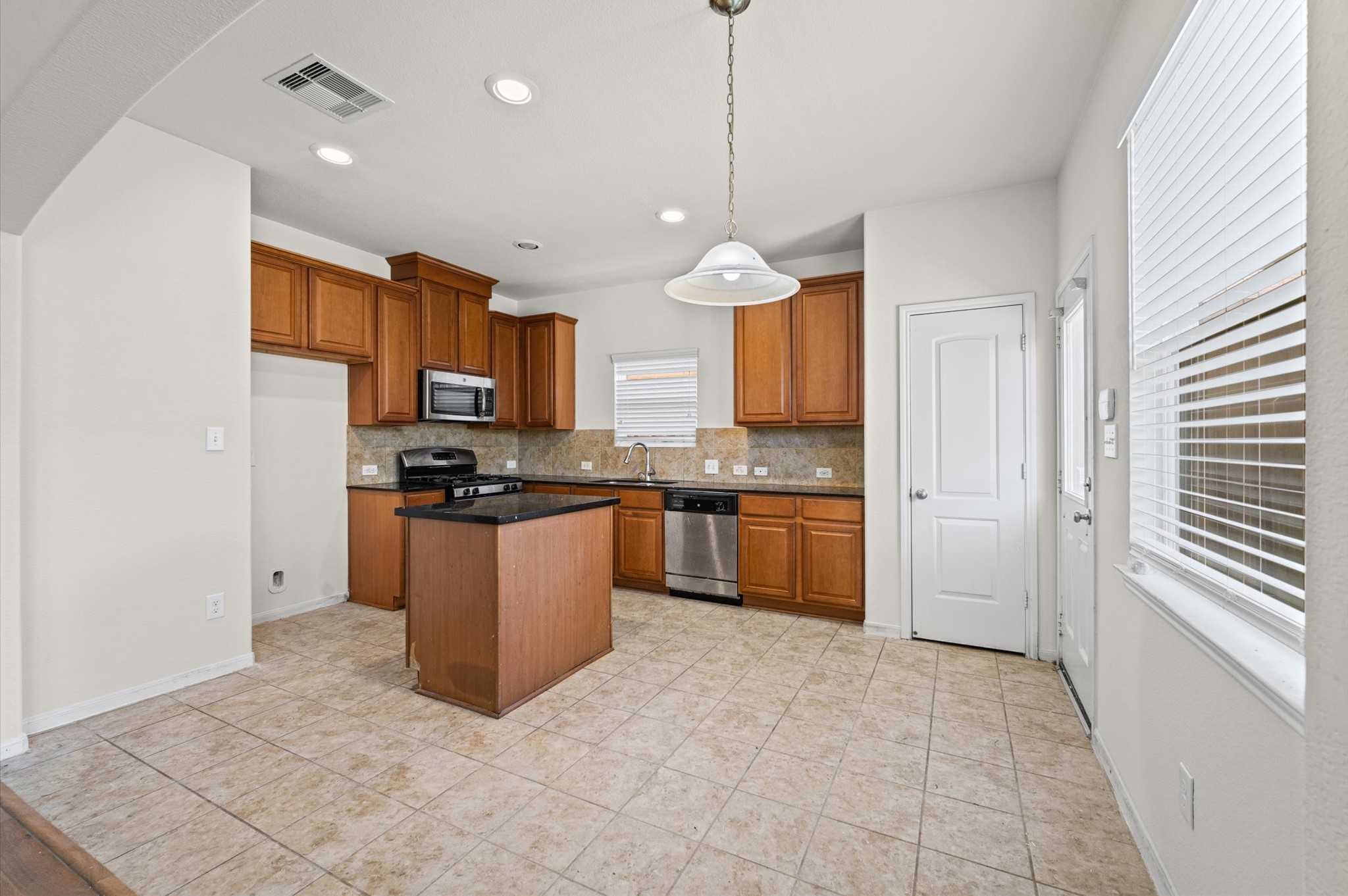 14286 Empanada Drive Property Photo 10