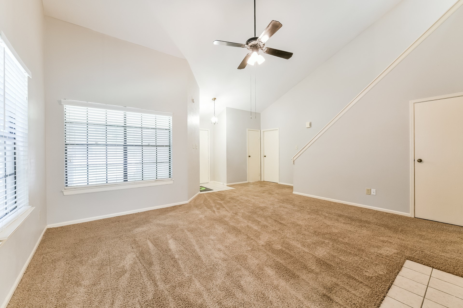 38 Camberwell Court Property Photo 6